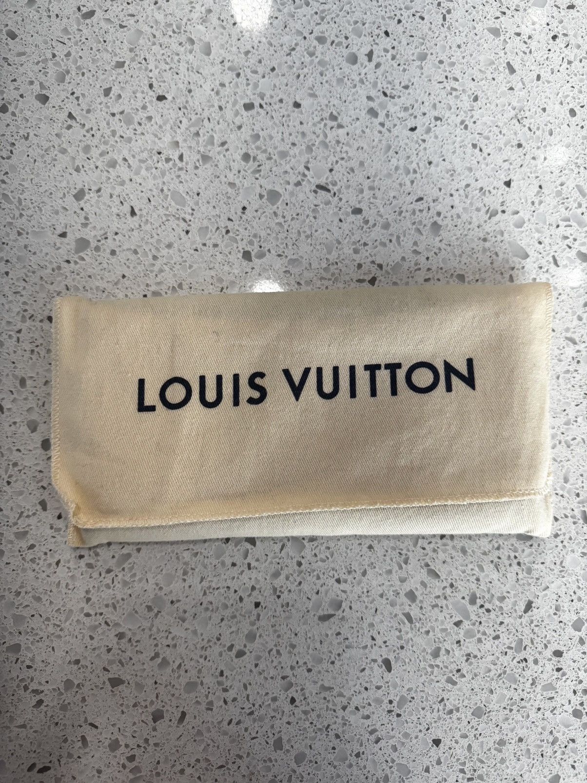 Louis Vuitton Louis Vuitton Brazza Wallet in Monogram Eclipse Size ONE SIZE - 7 Thumbnail