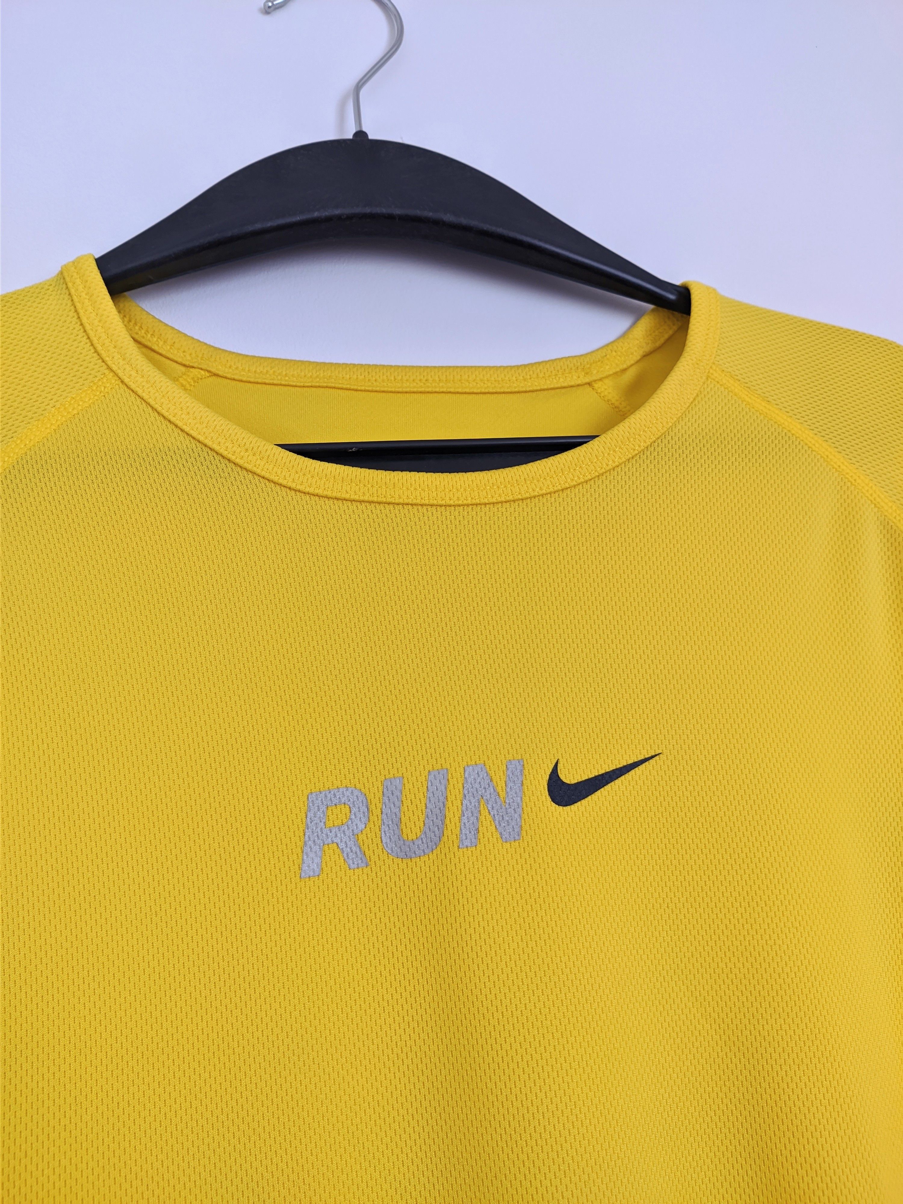 Nike Nike tshirt yellow swoosh y2k rave Size US M / EU 48-50 / 2 - 3 Thumbnail