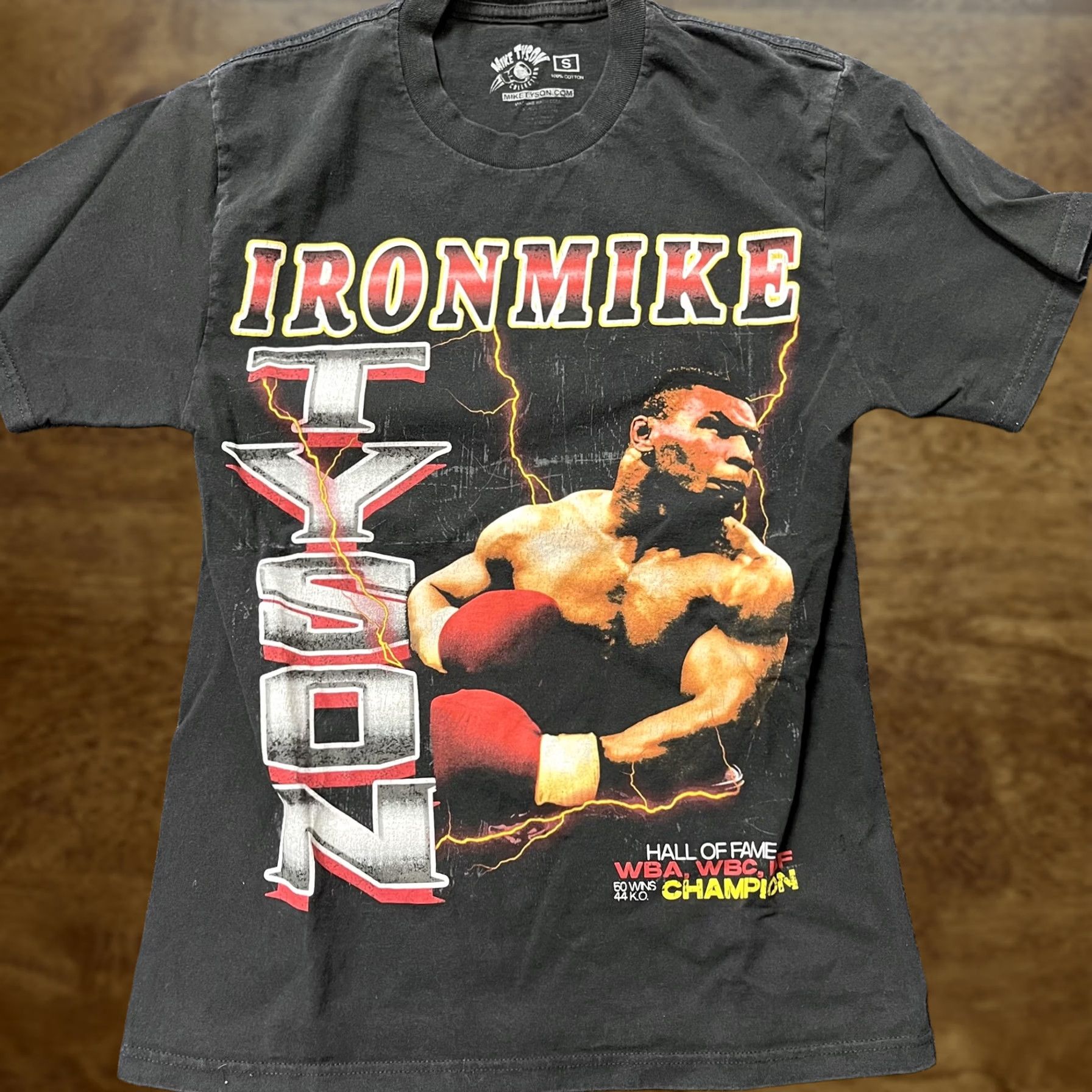 Champion VINTAGE Mike Tyson Shirt Mens Small Black Iron Mike Boxing Graphic Tee T-Shirt Champion Size US S / EU 44-46 / 1 - 1 Thumbnail