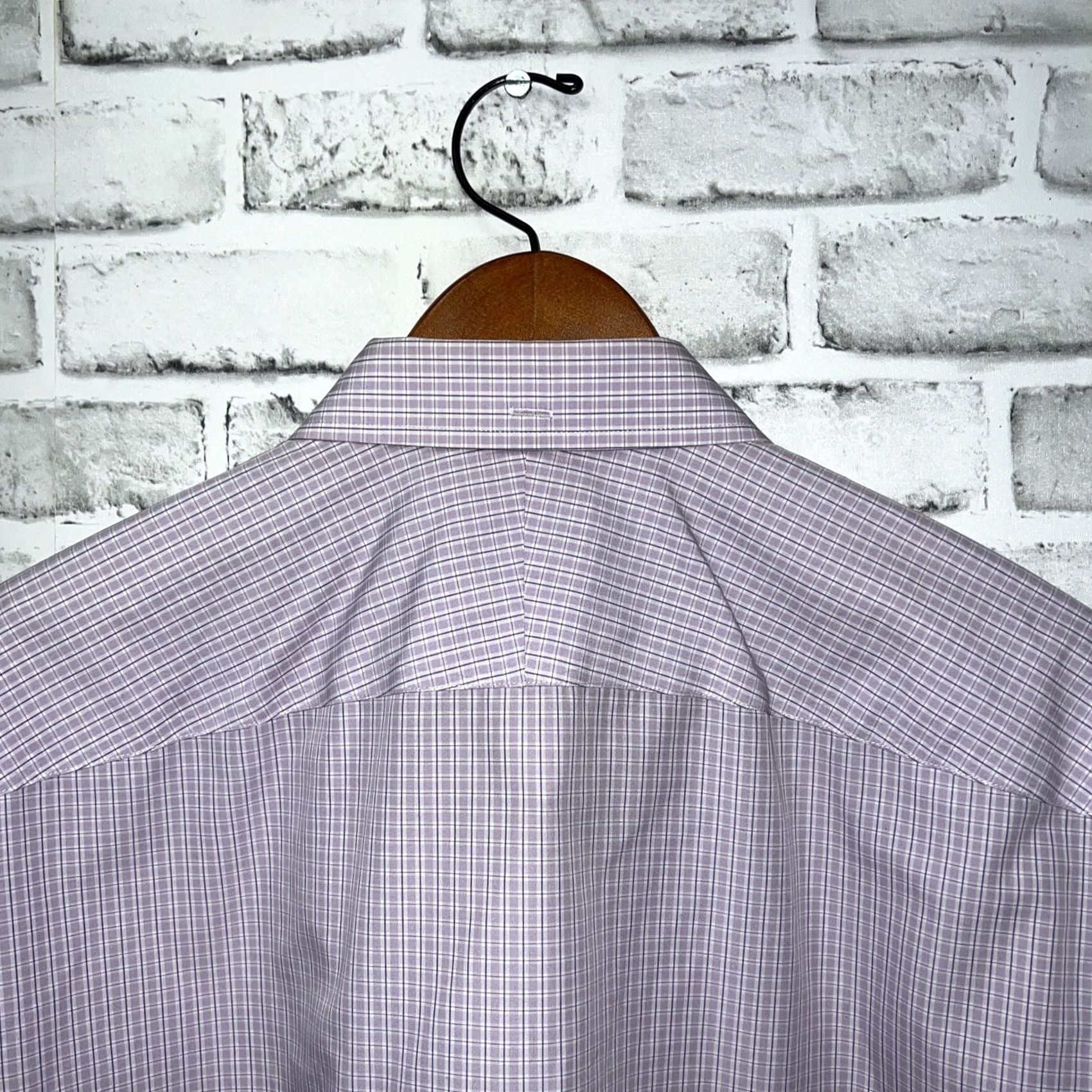 UNTUCKit UNTUCKit Purple Button-Up Long Sleeve Shirt Mens XL Size Regular Color Purple Button-Up Shirt Mens XL Size US XL / EU 56 / 4 - 5 Thumbnail