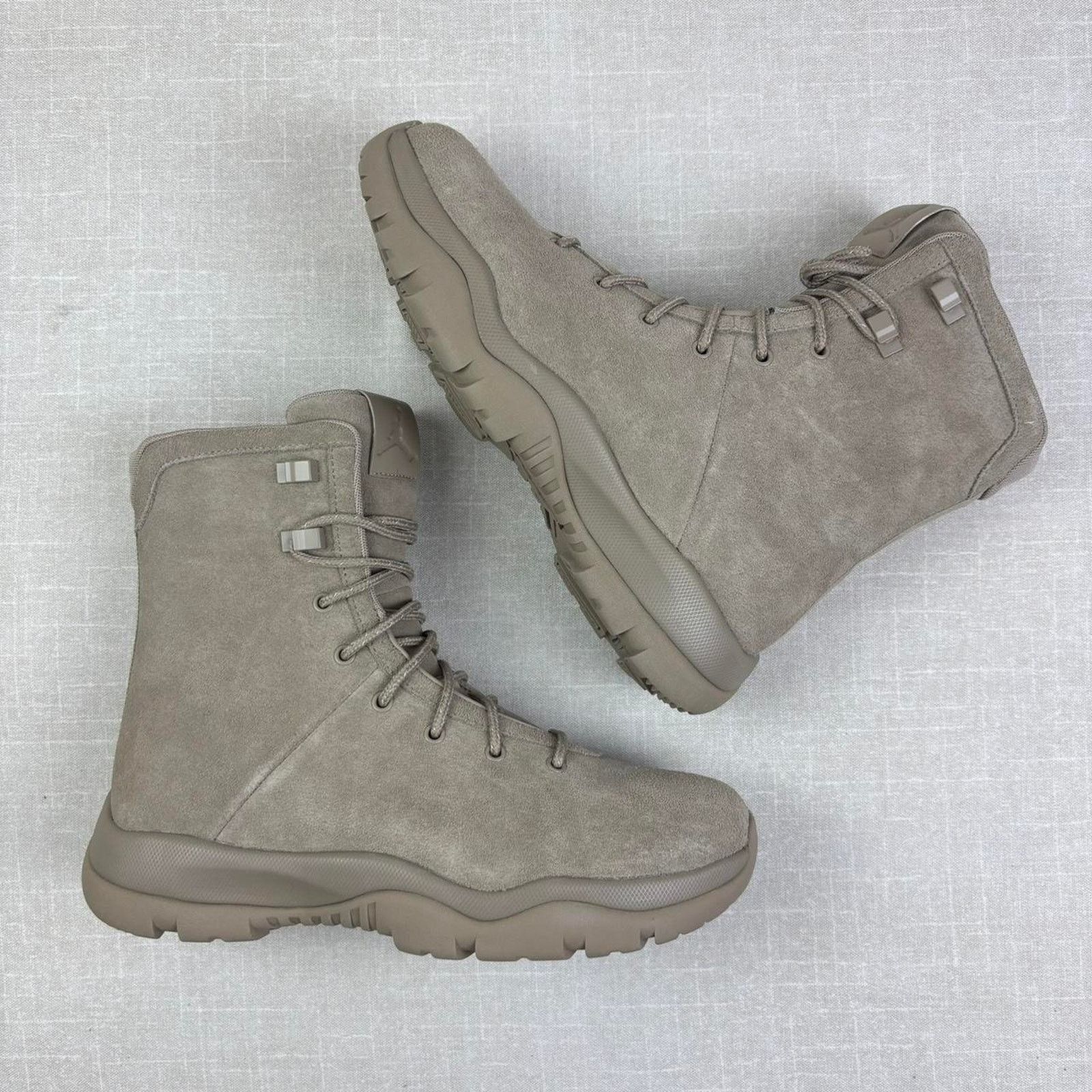 Jordan Brand 🥾 2016 Jordan Future Boot EP “Khaki” 8M Size US 8 / EU 41 - 2 Thumbnail