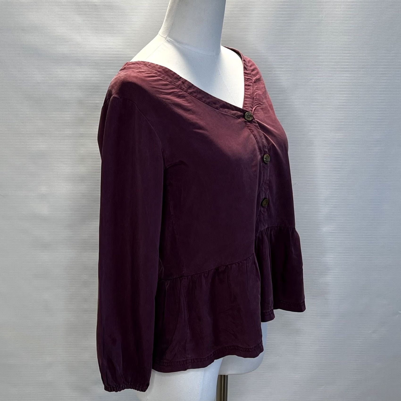 Patagonia Patagonia Blouse Shallow Moon Top L/S Knit XS 100% Tencel Purple Solid Classic Fit Women Size XS / US 0-2 / IT 36-38 - 2 Thumbnail