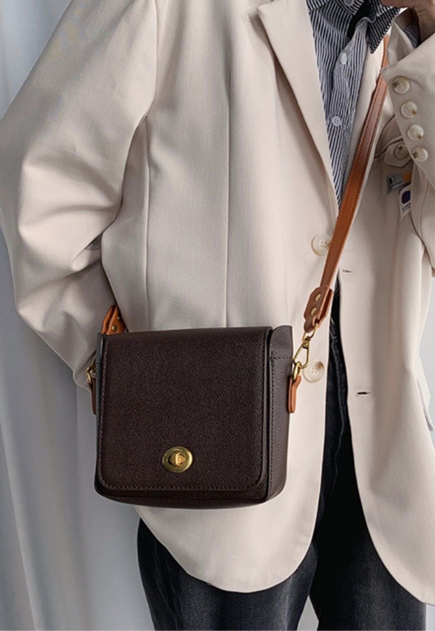 Other Men’s Brown leather crossbody bag Size ONE SIZE - 1 Thumbnail