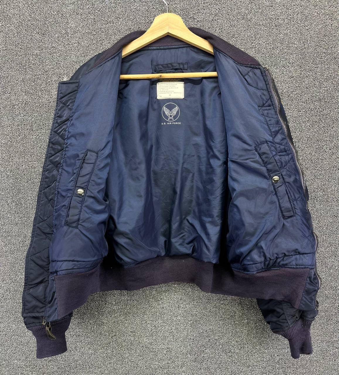Alpha Industries × Vintage Vintage Alpha Industries U.S Air Force Rare Bomber Jacket Size US L / EU 52-54 / 3 - 5 Thumbnail