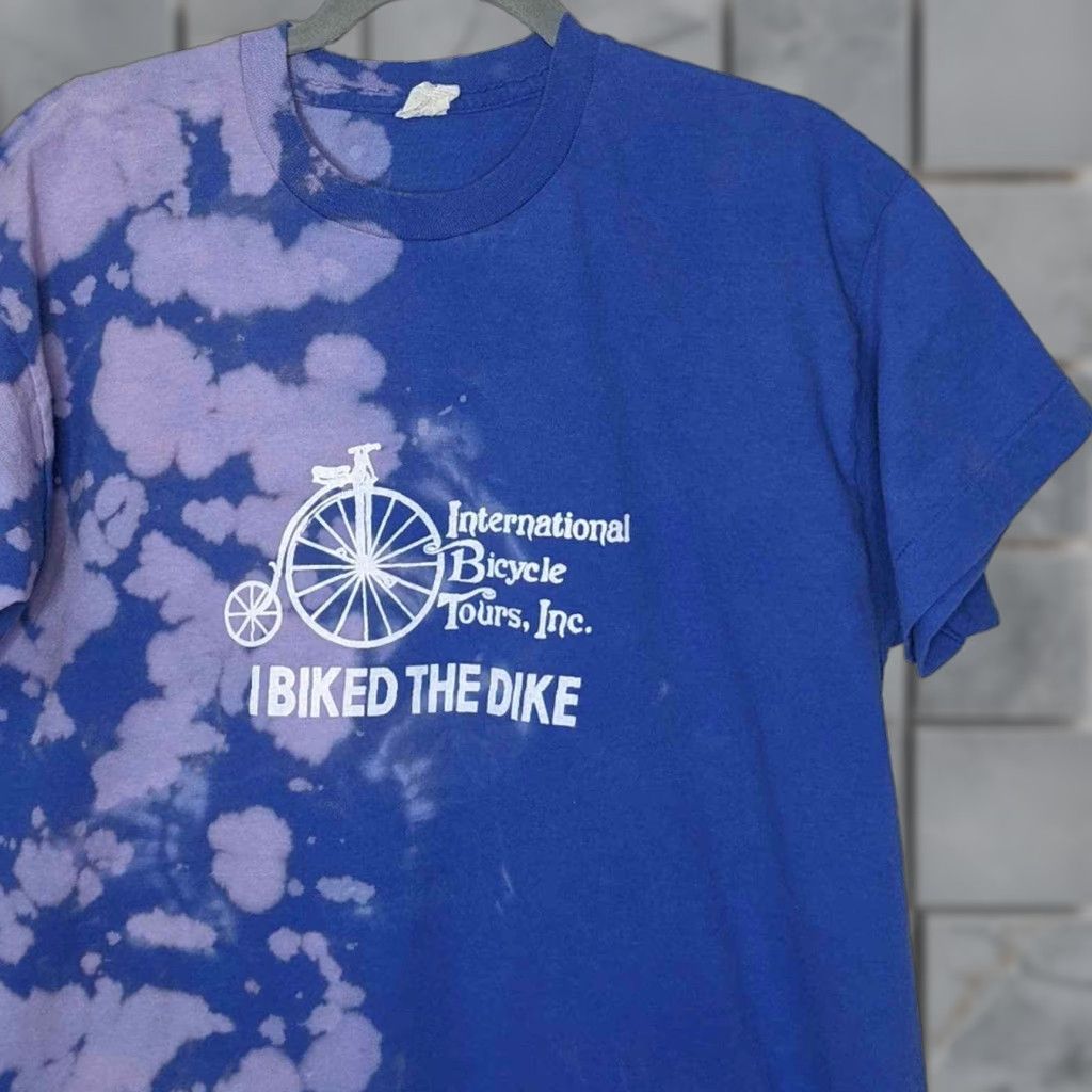Vintage VINTAGE Bike the Dike Custom Bleach Tie Dye T-shirt Unisex Adults M Blue Bleached Bicycle 90s? Size M / US 6-8 / IT 42-44 - 1 Thumbnail