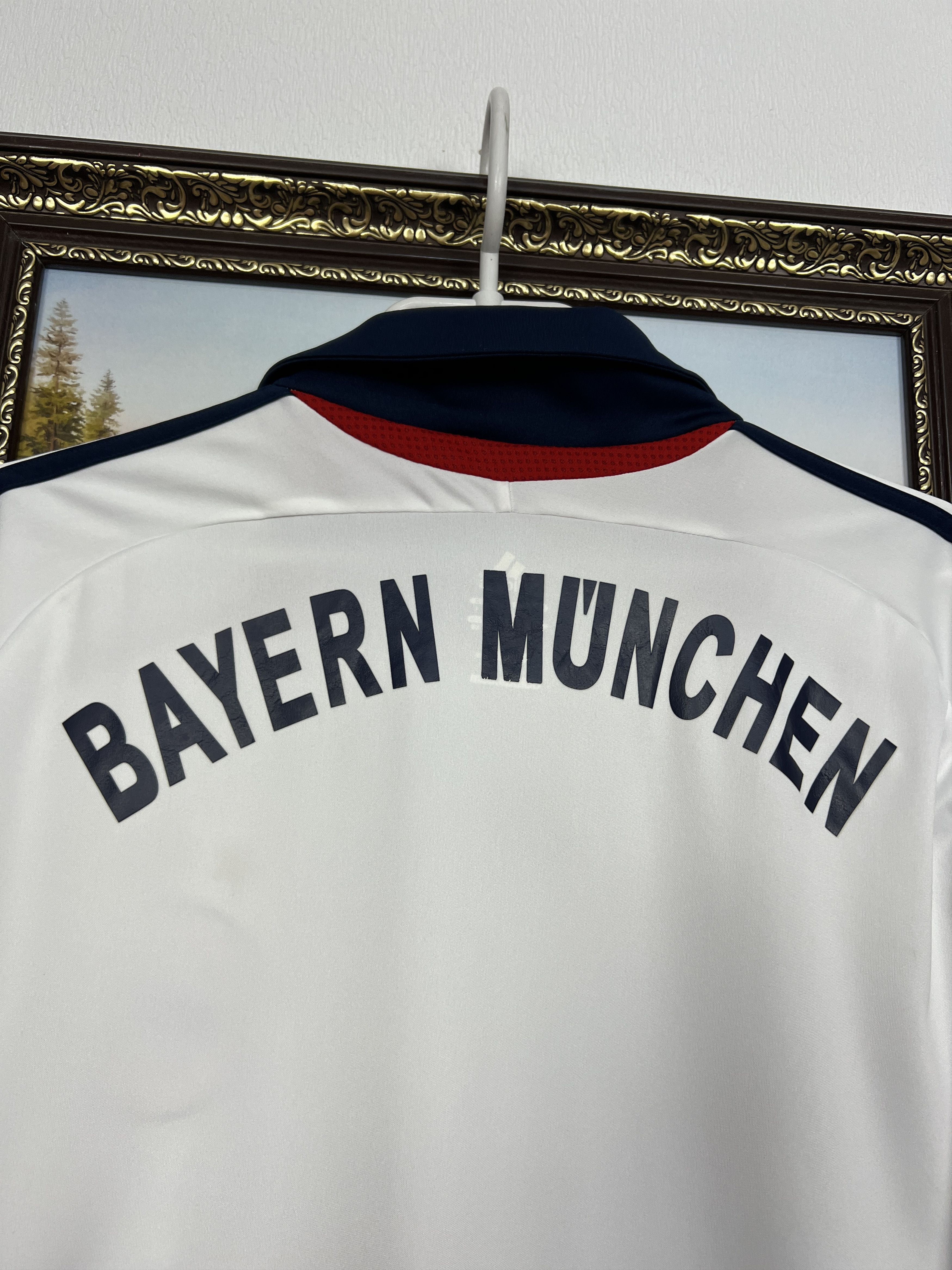 Adidas Bayern Munich Away football shirt 2006 Soccer Jersey Trikot Size US L / EU 52-54 / 3 - 10 Thumbnail