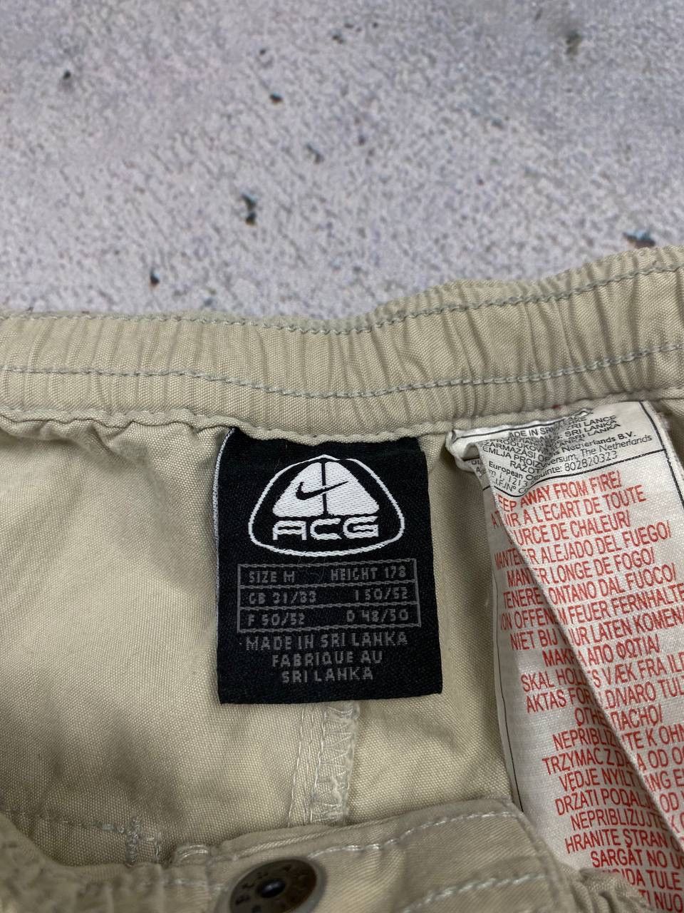 Nike × Nike ACG × Vintage Nike ACG beige vintage shorts 90s 00s y2k hype Size US 34 / EU 50 - 6 Thumbnail