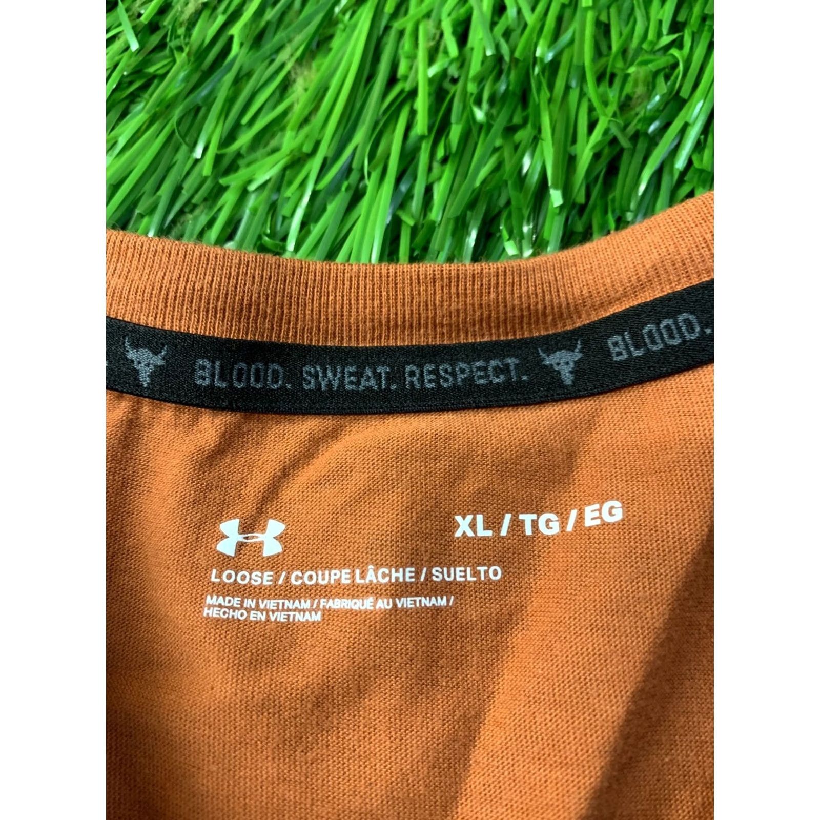 Under Armour UNDER ARMOUR x DWAYNE JOHNSON IRON PARADISE T-SHIRT MEN XL Brown Jersey Crew Neck 2022 Sports Size US XL / EU 56 / 4 - 6 Thumbnail