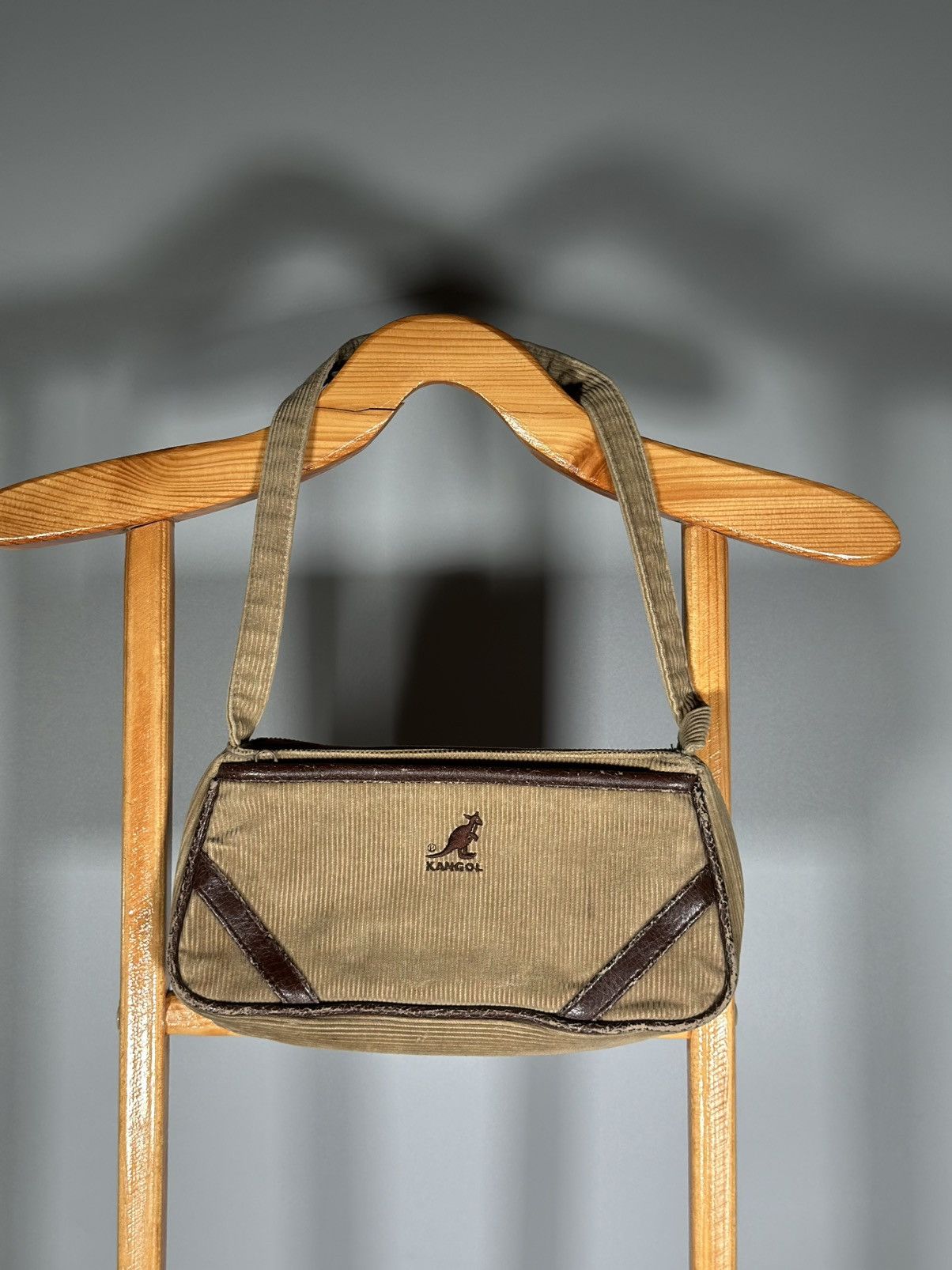Kangol Kangol corduroy vintage bag🔥 Size ONE SIZE - 1 Thumbnail