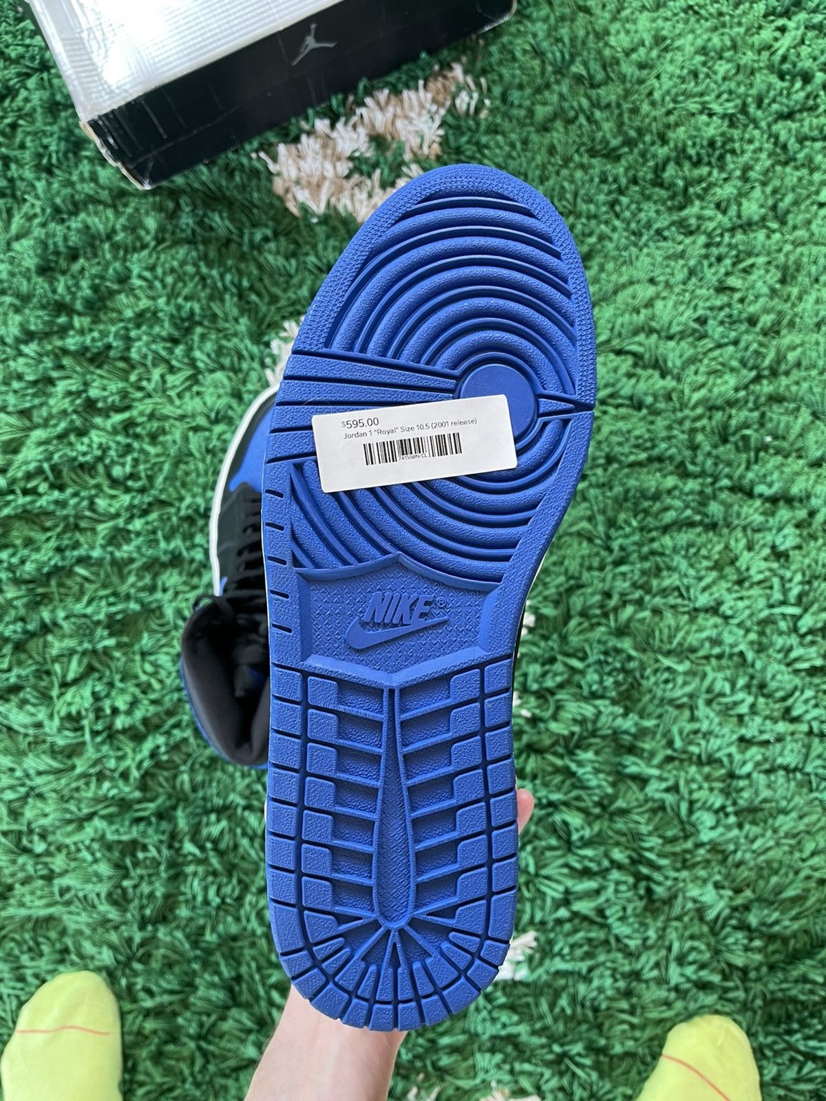 Jordan Brand × Nike [BRAND NEW] 2001 Jordan 1 High Black Royal Blue Size US 10.5 / EU 43-44 - 7 Thumbnail