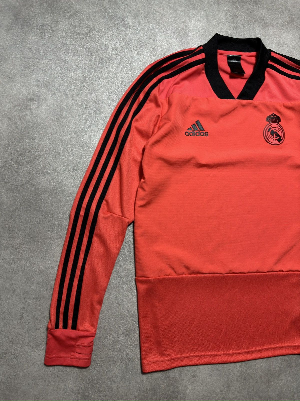 Adidas Mens Trenning Long sleeve Adidas x Real Madrid 2018 Size US S / EU 44-46 / 1 - 3 Thumbnail