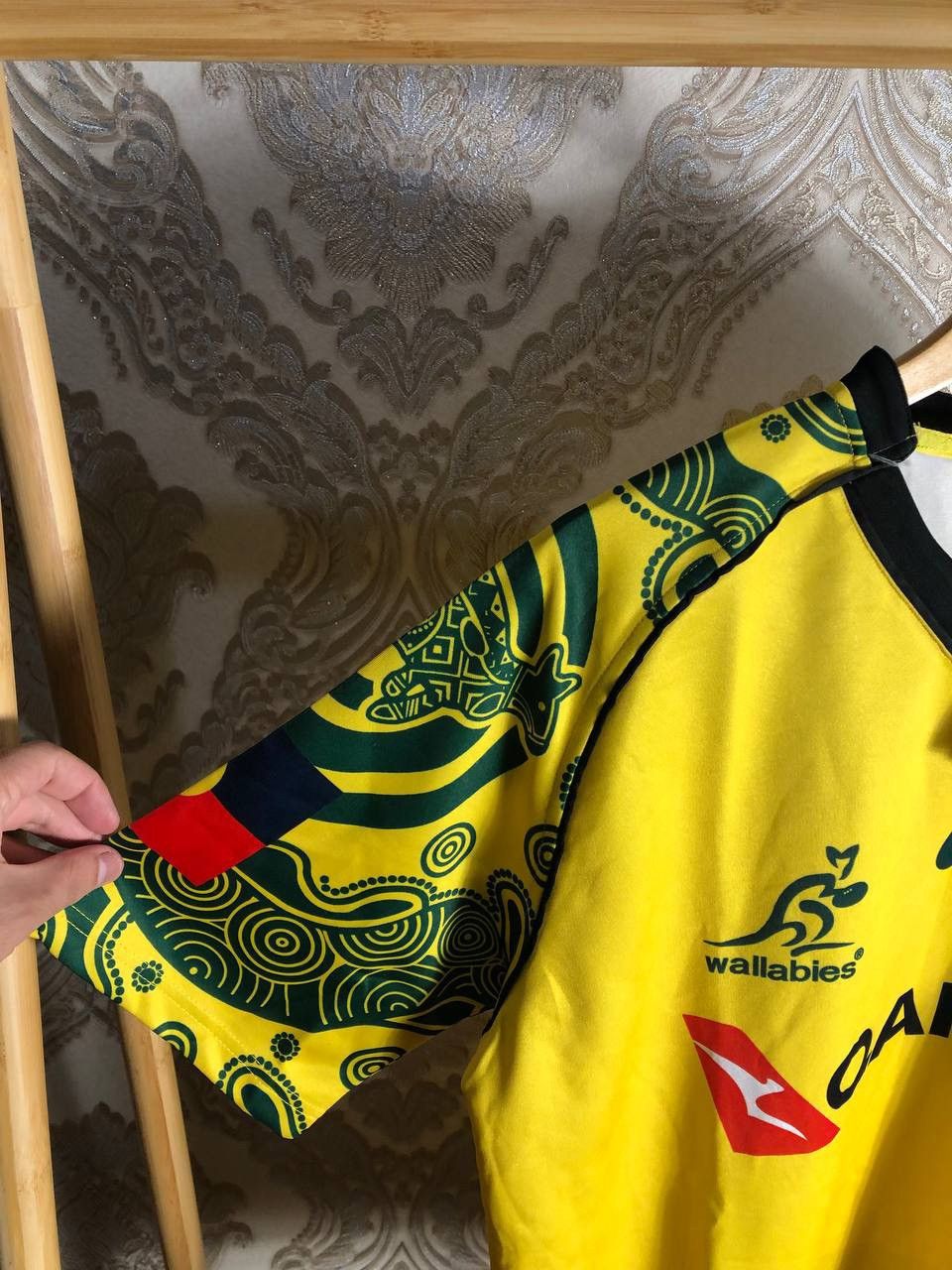 Canterbury of New Zealand VINTAGE ASICS WALLABY AUSTRALIA RUGBY JERSEY RETRO Y2K 90s Size US L / EU 52-54 / 3 - 4 Thumbnail