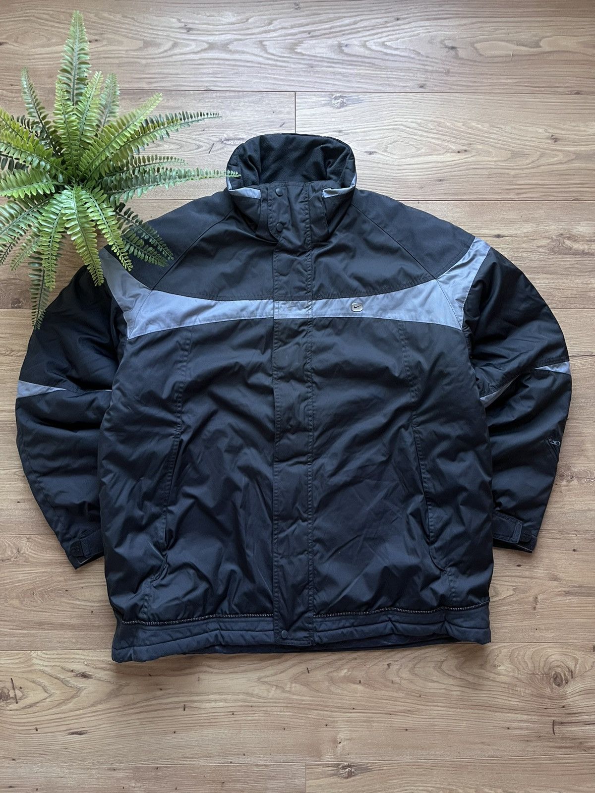 Nike 90’s NIKE RETRO SWOOSH LOGO DOWN PUFFER JACKET RARE SPRTSDLX Size US XL / EU 56 / 4 - 1 Thumbnail