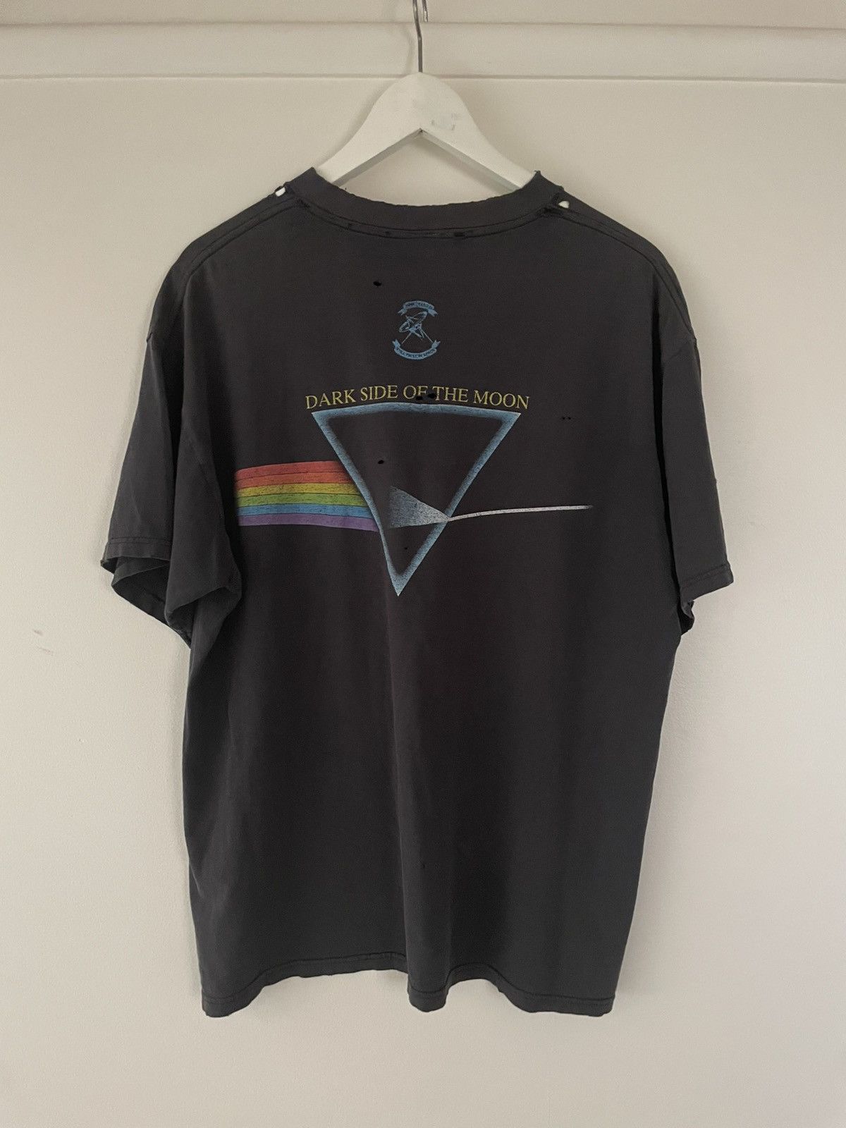 Pink Floyd Vintage Faded & Distressed Pink Floyd Dark Side of the Moon Size US M / EU 48-50 / 2 - 2 Thumbnail