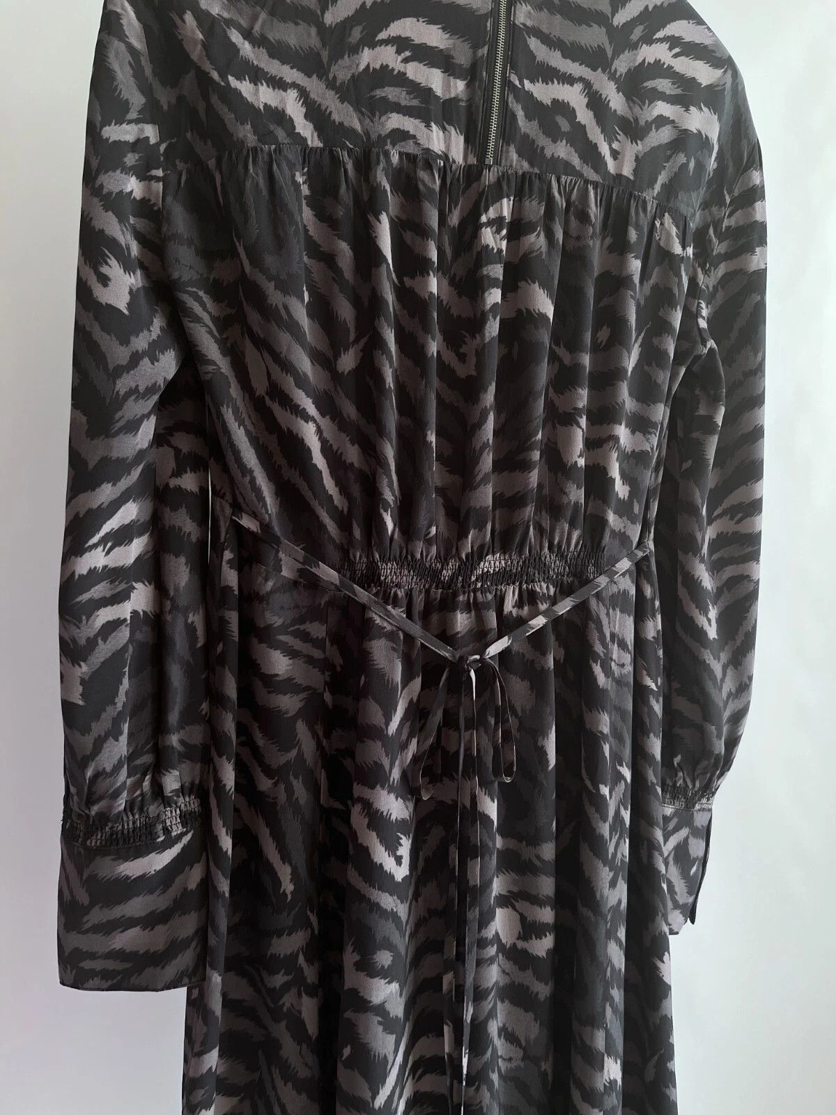 Allsaints AllSaints Fayre Remix Print Crepe Midi Dress Long Sleeves Size M / US 6-8 / IT 42-44 - 11 Thumbnail