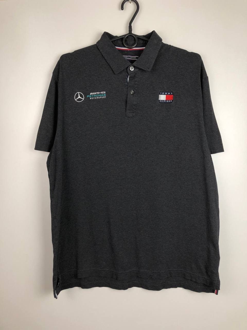 Tommy Hilfiger Tommy Hilfiger Mercedes Benz Racing luxury t-shirts size L Size US L / EU 52-54 / 3 - 1 Thumbnail