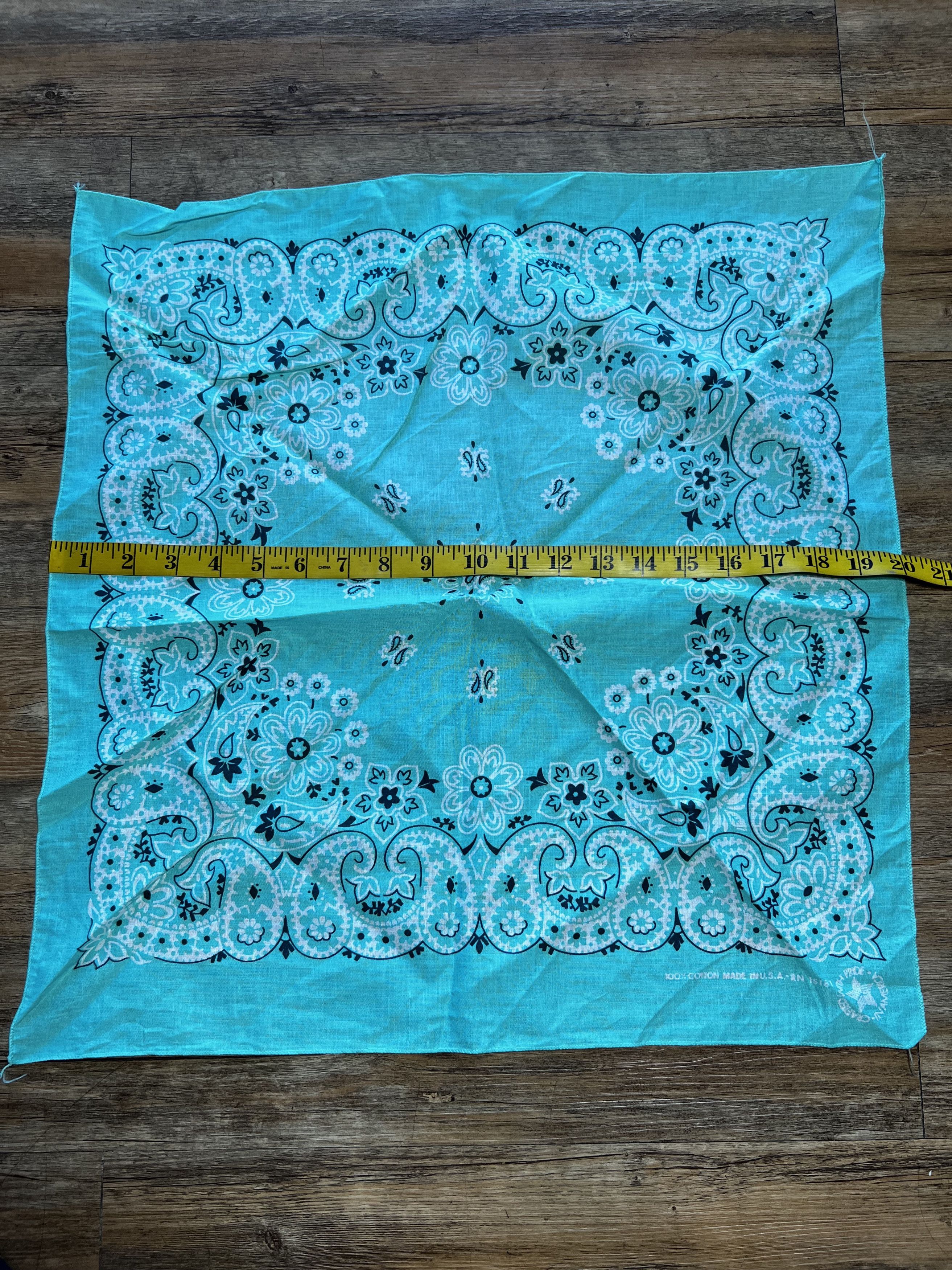 Vintage Vintage 1970-1990's Turquoise Paisley Bandana RN 15187 Size ONE SIZE - 4 Thumbnail