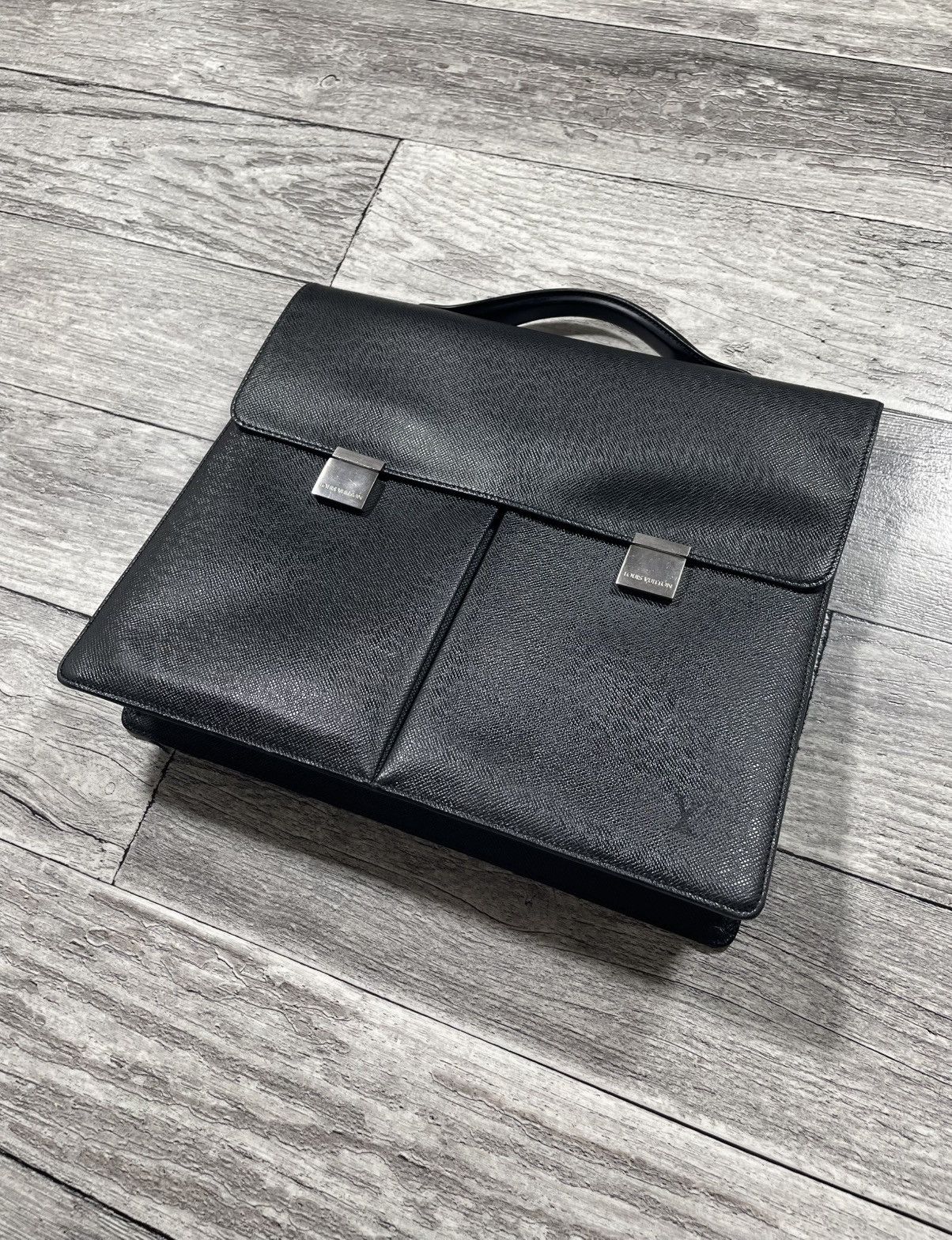 Louis Vuitton Vintage Louis Vuitton LV Black Taiga Leather Tobar Briefcase Size ONE SIZE - 2 Thumbnail