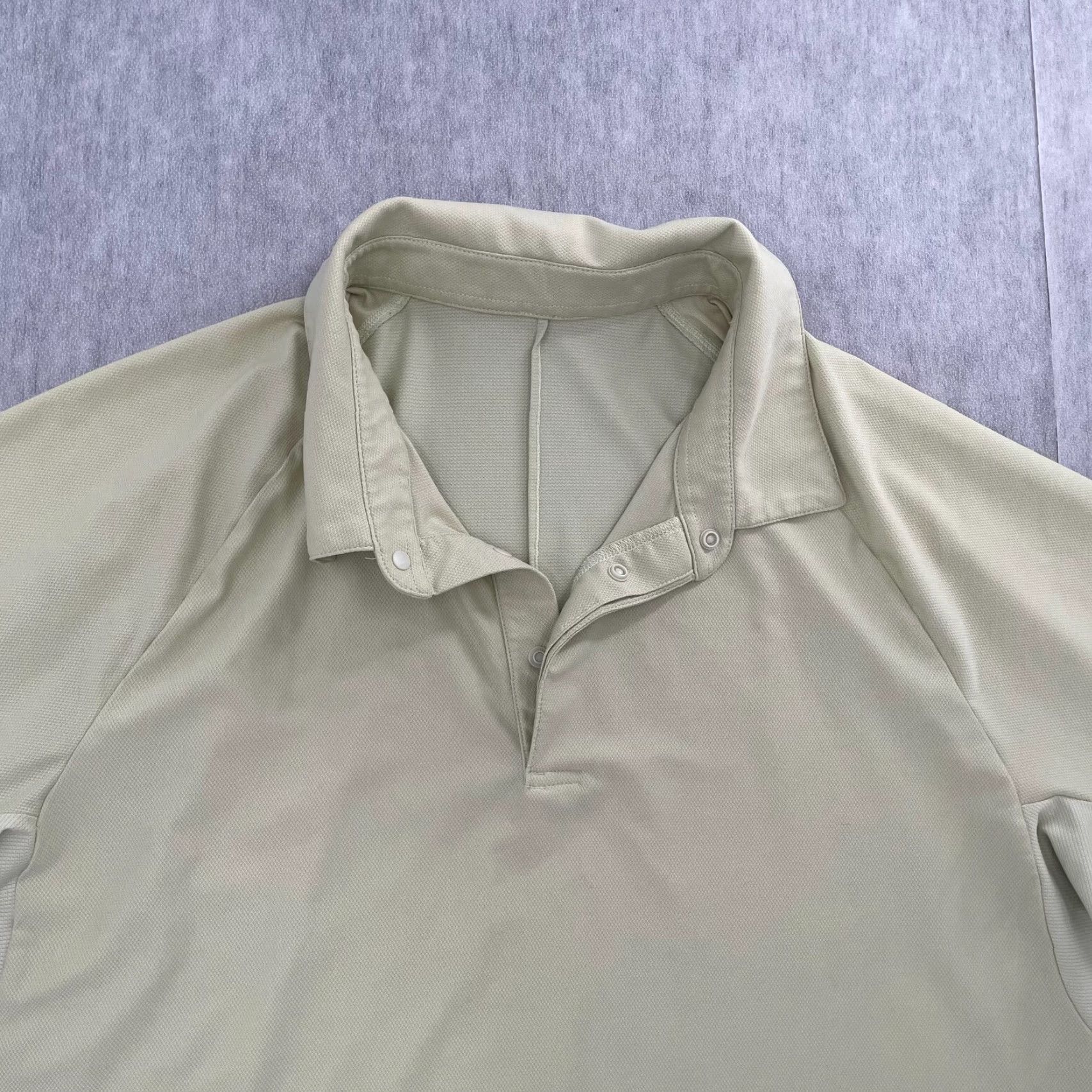 Lululemon Lululemon Polo Shirt Adult Large Green Performance Activewear Mens Short Sleeve Breathable Moisture Wicking Sports Casual Size US L / EU 52-54 / 3 - 3 Thumbnail