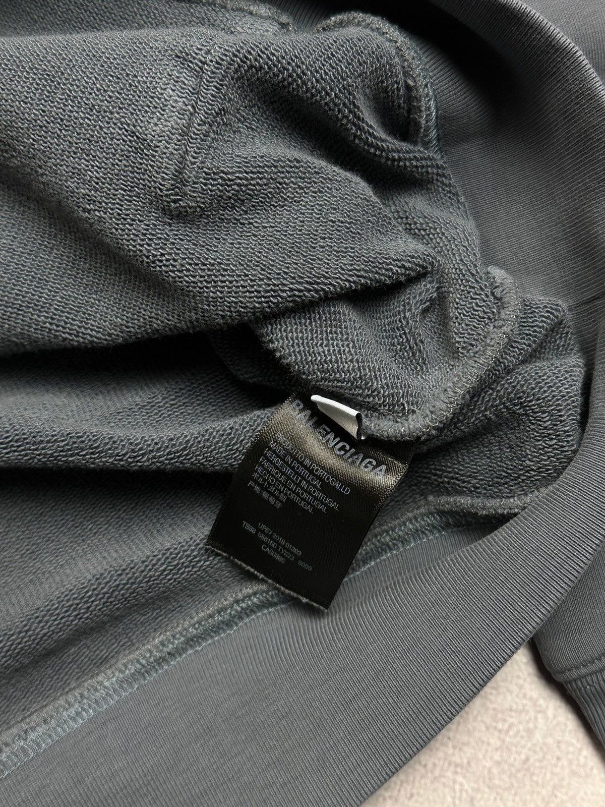 Balenciaga Balenciaga Grey Big Logo Hoodie L Size US L / EU 52-54 / 3 - 6 Thumbnail