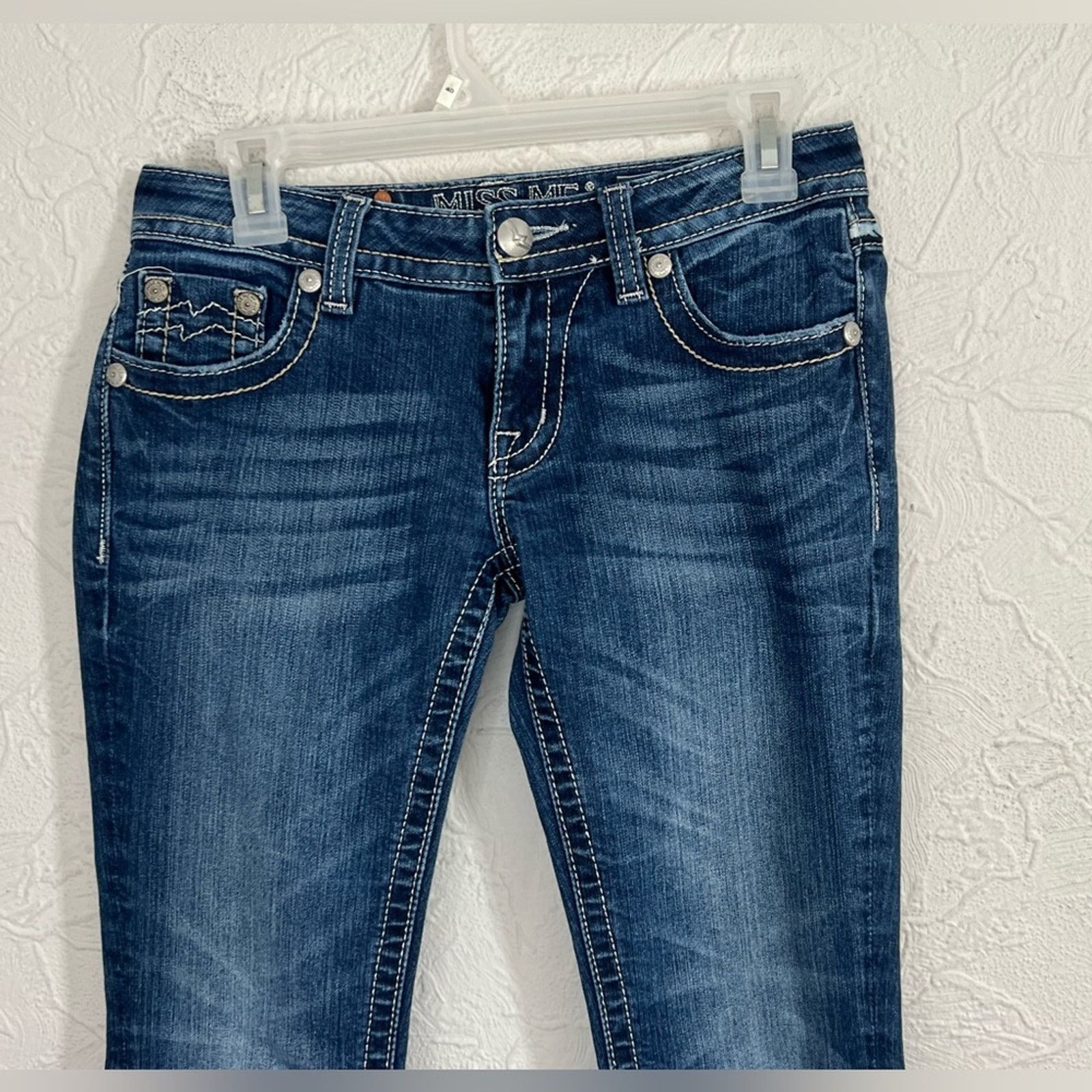 Miss Me Miss Me Women's Size 27 Signature Boot Low-Rise Jeans 30x33 Size 27" / US 4 / IT 40 - 5 Thumbnail