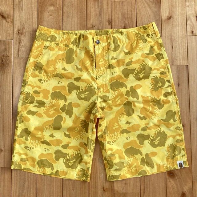 Bape BAPE Fire camo nylon shorts a bathing ape flame NIGO ★size L Size US 34 / EU 50 - 1 Thumbnail