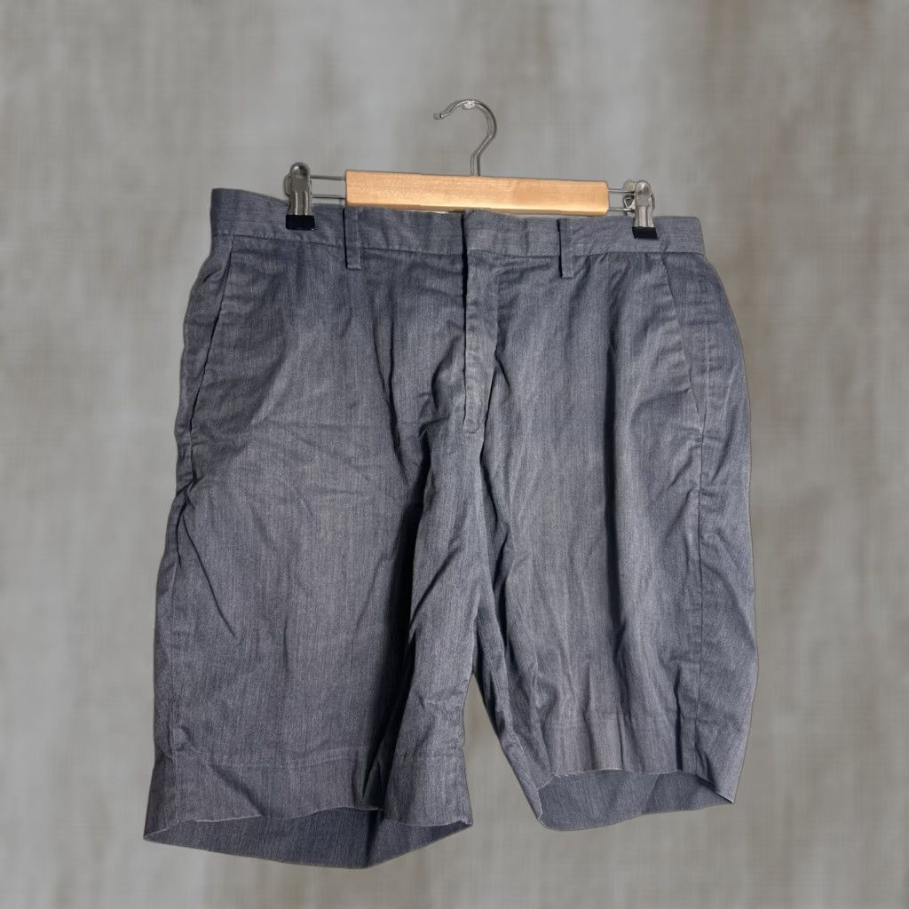 Uniqlo VINTAGE Uniqlo Mens Medium Gray Cotton Chino Shorts 34x9 M Gray Chino Shorts Mens Size US 31 - 1 Thumbnail