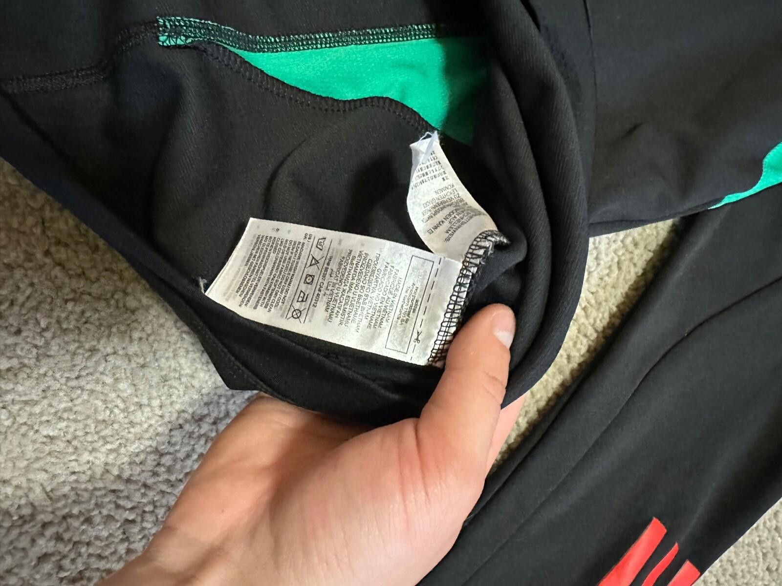 Adidas MANCHESTER UNITED 2023/2024 TRAINING TOP 1/4 ZIP ADIDAS XL Size US M / EU 48-50 / 2 - 9 Thumbnail