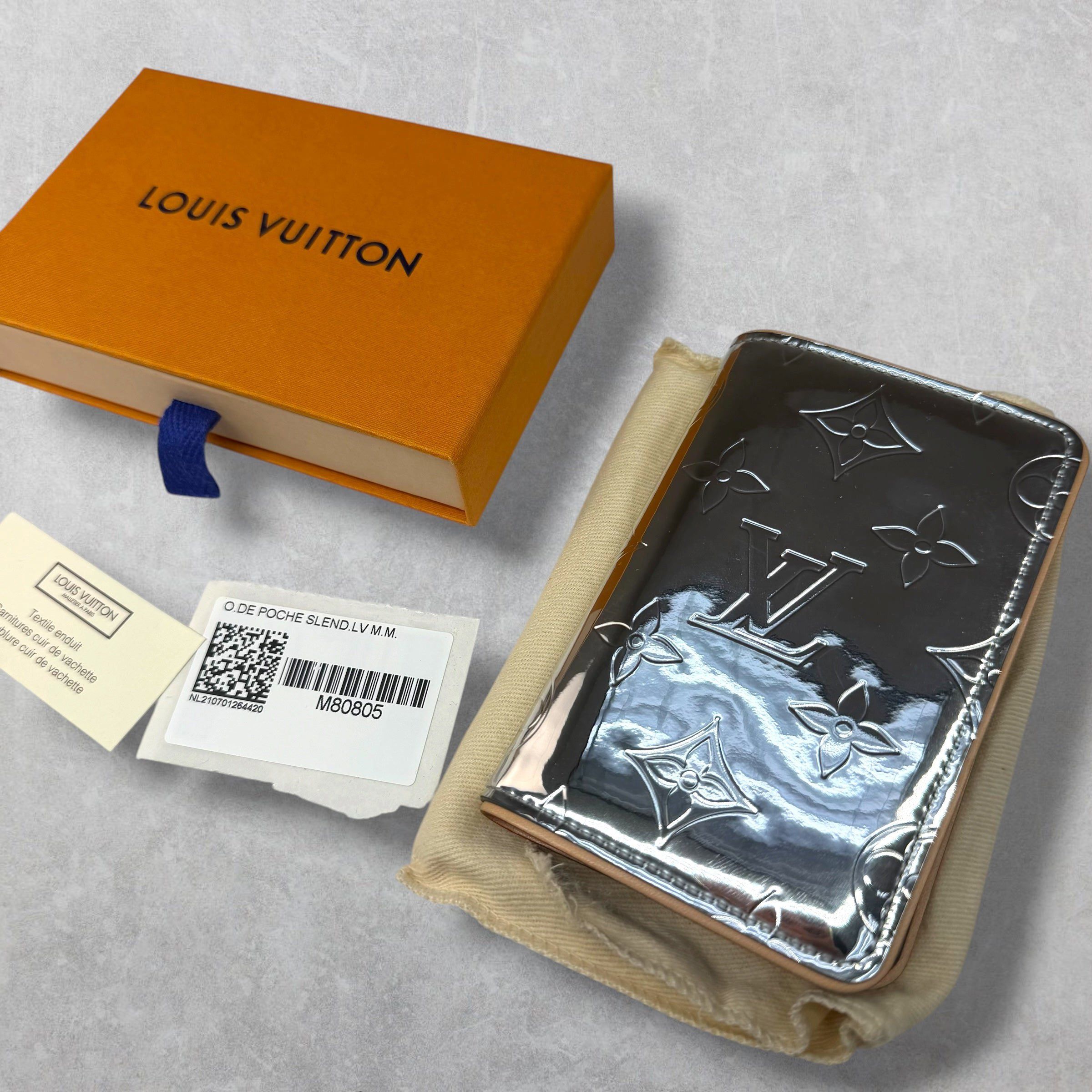 Louis Vuitton Louis Vuitton Monogram Mirror Pocket Organizer Size ONE SIZE - 4 Thumbnail