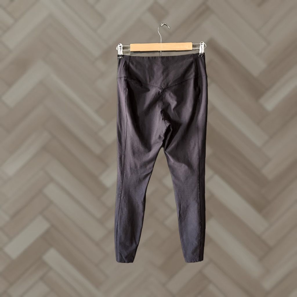 Nike VINTAGE Nike Dri-Fit Women’s Leggings Size Small Black Skinny Tight 849995-010 Size 28" / US 6 / IT 42 - 1 Thumbnail