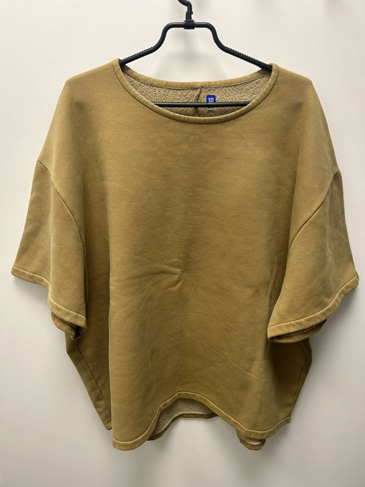 新品YZY GAP FLEECE YOKE TEE BACK SIZE S Yeezy Gap Fleece Back Yoke Tee “Bronze” : r/yeezyxgap