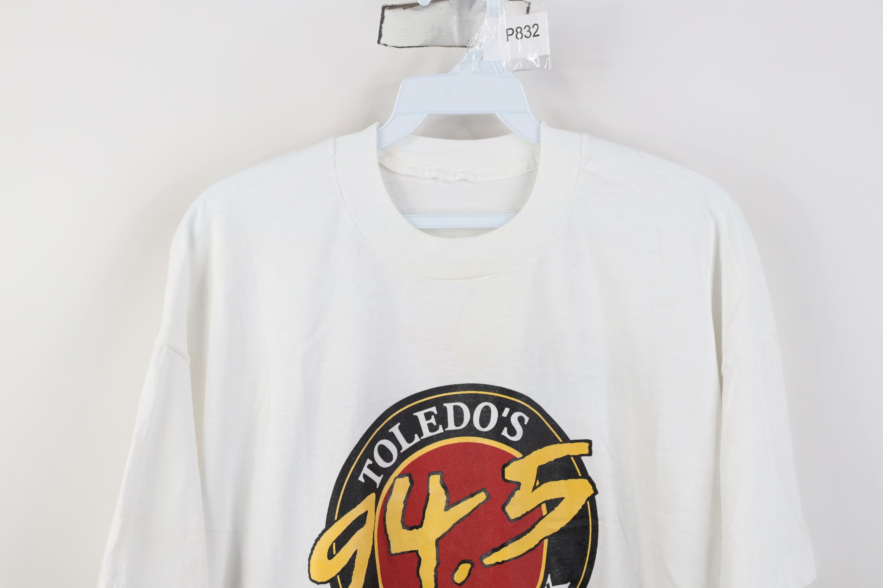 Vintage Vintage 90s Y2K 94.5 XKR Toledo's Classic Rock Radio T-Shirt Size US L / EU 52-54 / 3 - 2 Thumbnail