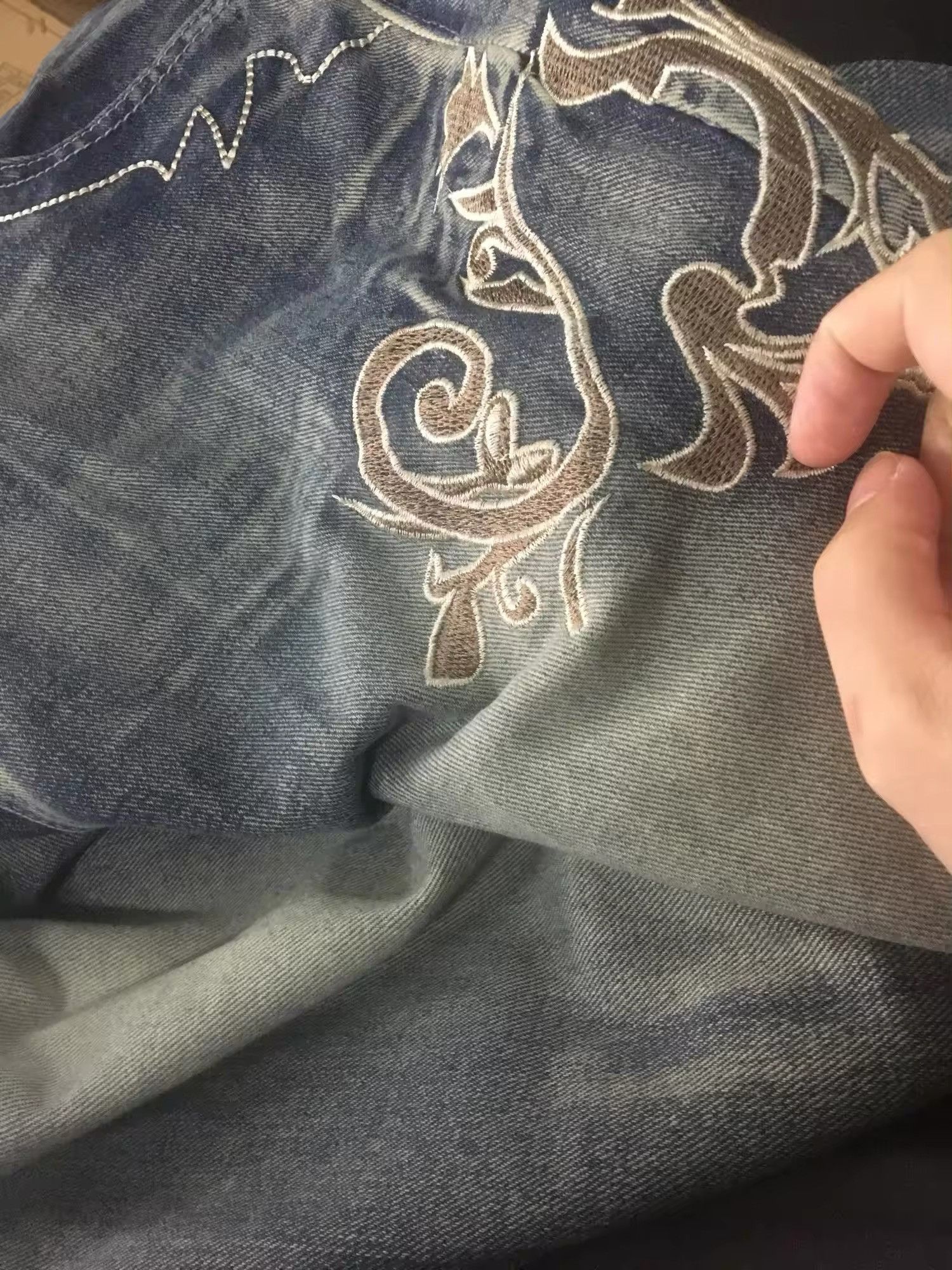 Japanese Brand × Vintage Women Embroidery Pattern Blue Washed Jean Size 31" - 6 Thumbnail
