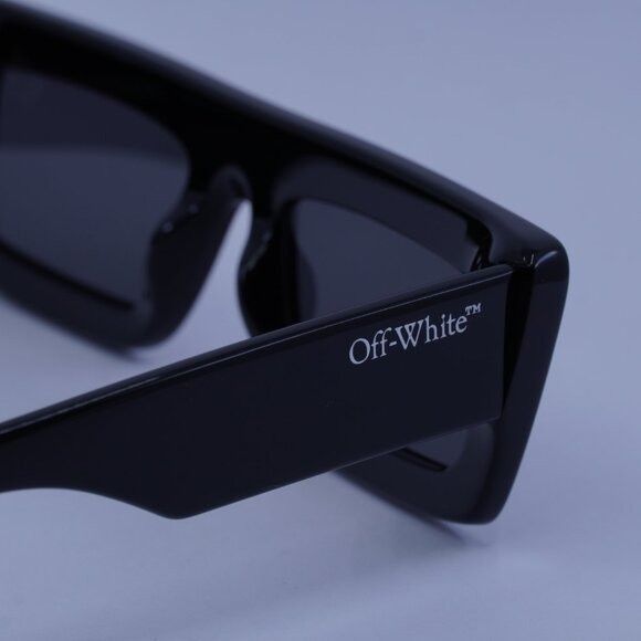 Off-White Off-White OERI136 ONTARIO 1007 Sunglasses Black Frame Size ONE SIZE - 11 Thumbnail