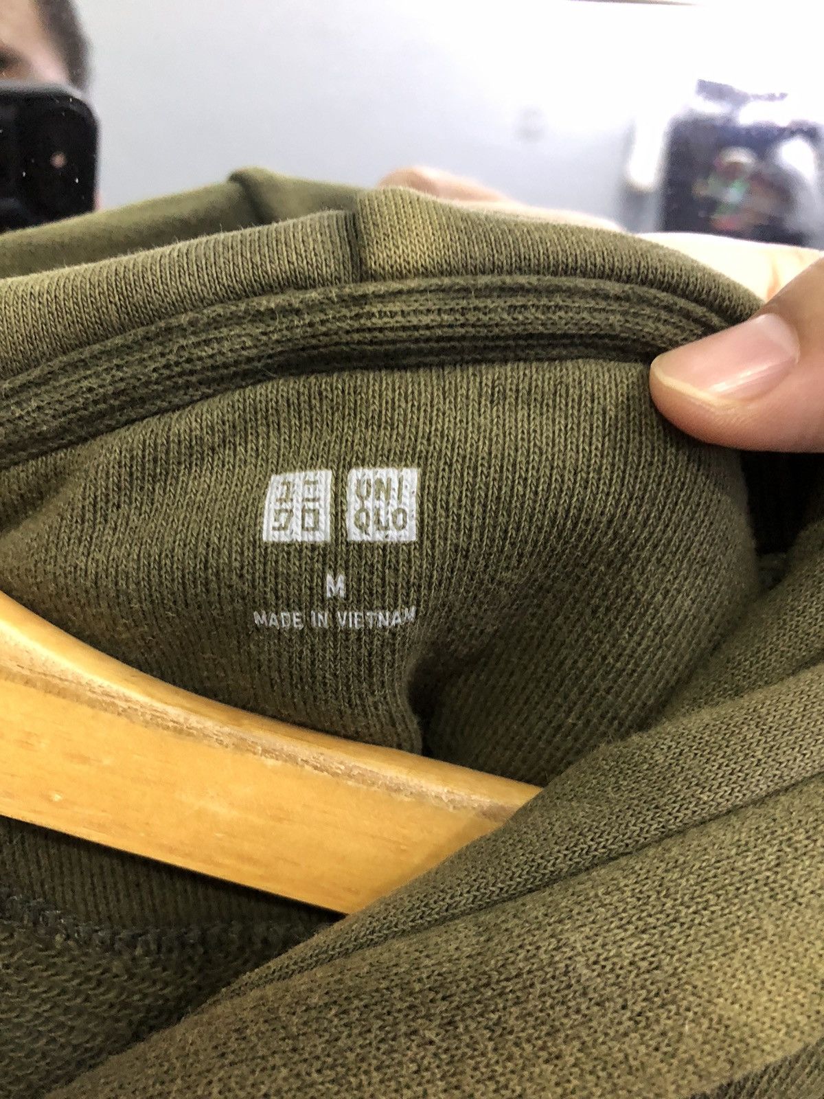 Japanese Brand × Uniqlo Uniqlo Olive Faded Hoodie – Yeezy Vibe Size US M / EU 48-50 / 2 - 4 Thumbnail