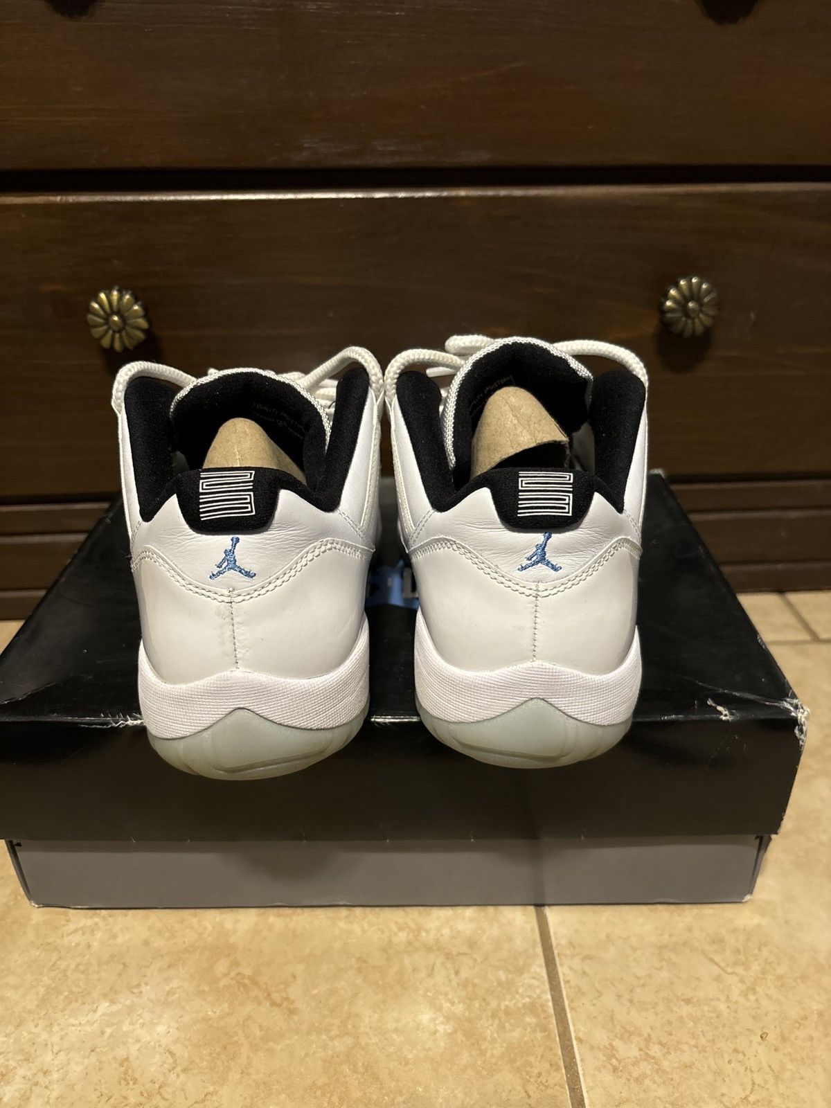 Jordan Brand × Nike Jordan 11 legend blue low Size US 10 / EU 43 - 6 Thumbnail