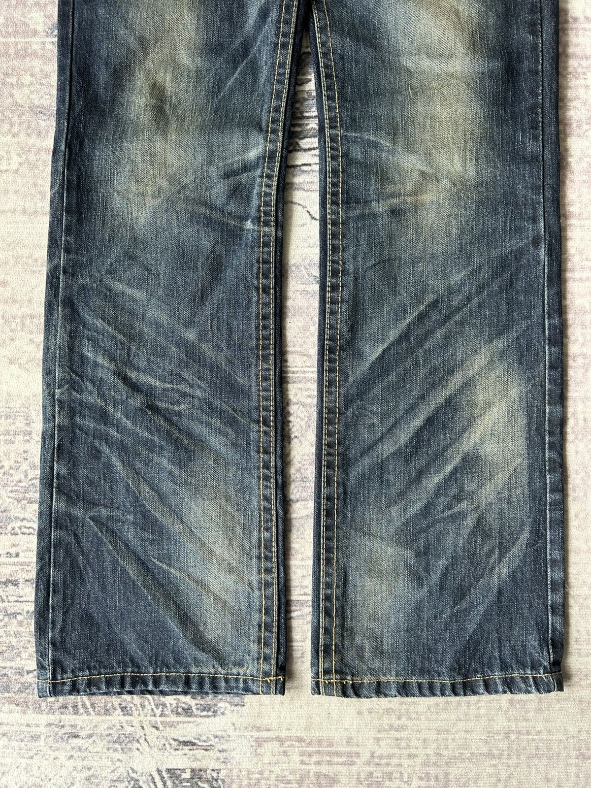 Le Grande Bleu (L.G.B.) Lolita Bondage Washed Jeans Size US 32 / EU 48 - 6 Thumbnail