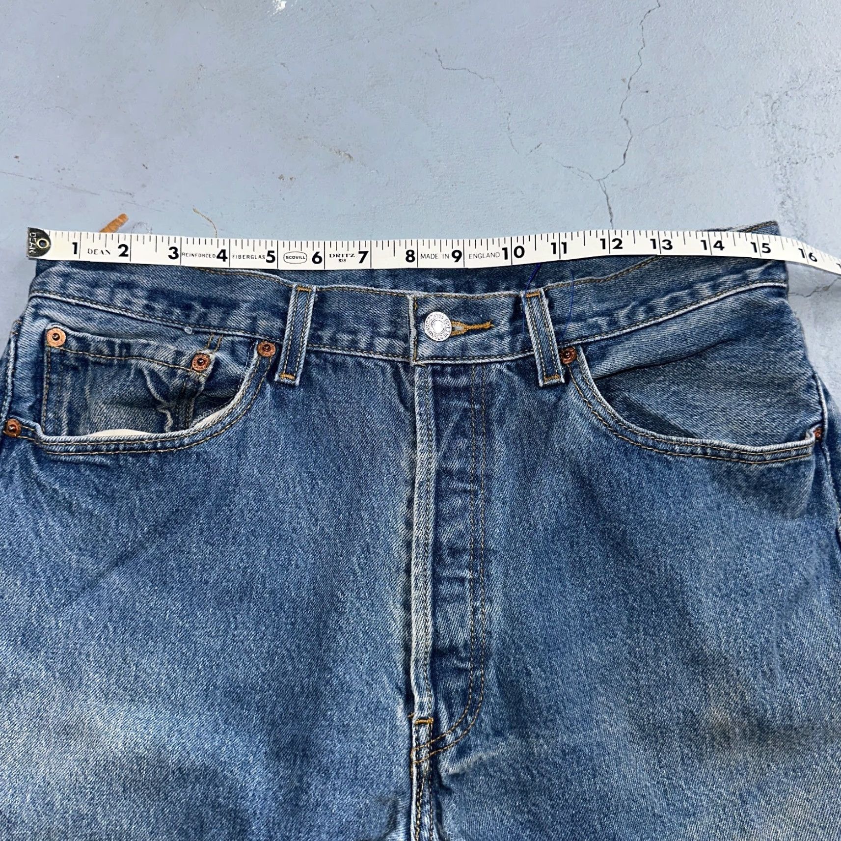Levi's VINTAGE Levi's 501 Jeans Men 34x36 Blue 90s Straight Medium Wash 501 Series 90s Mens Jeans Size US 34 / EU 50 - 7 Thumbnail