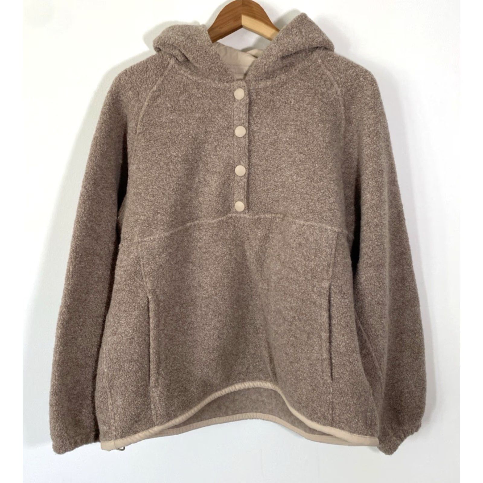 Outdoor Voices VINTAGE Outdoor Voices Hoodie Women's Mega Fleece Snap Up Sz M Beige Wool Blend Fleece Hooded Pockets 63% Wool, 24% Nylon, 13% Polyester Size M / US 6-8 / IT 42-44 - 2 Thumbnail