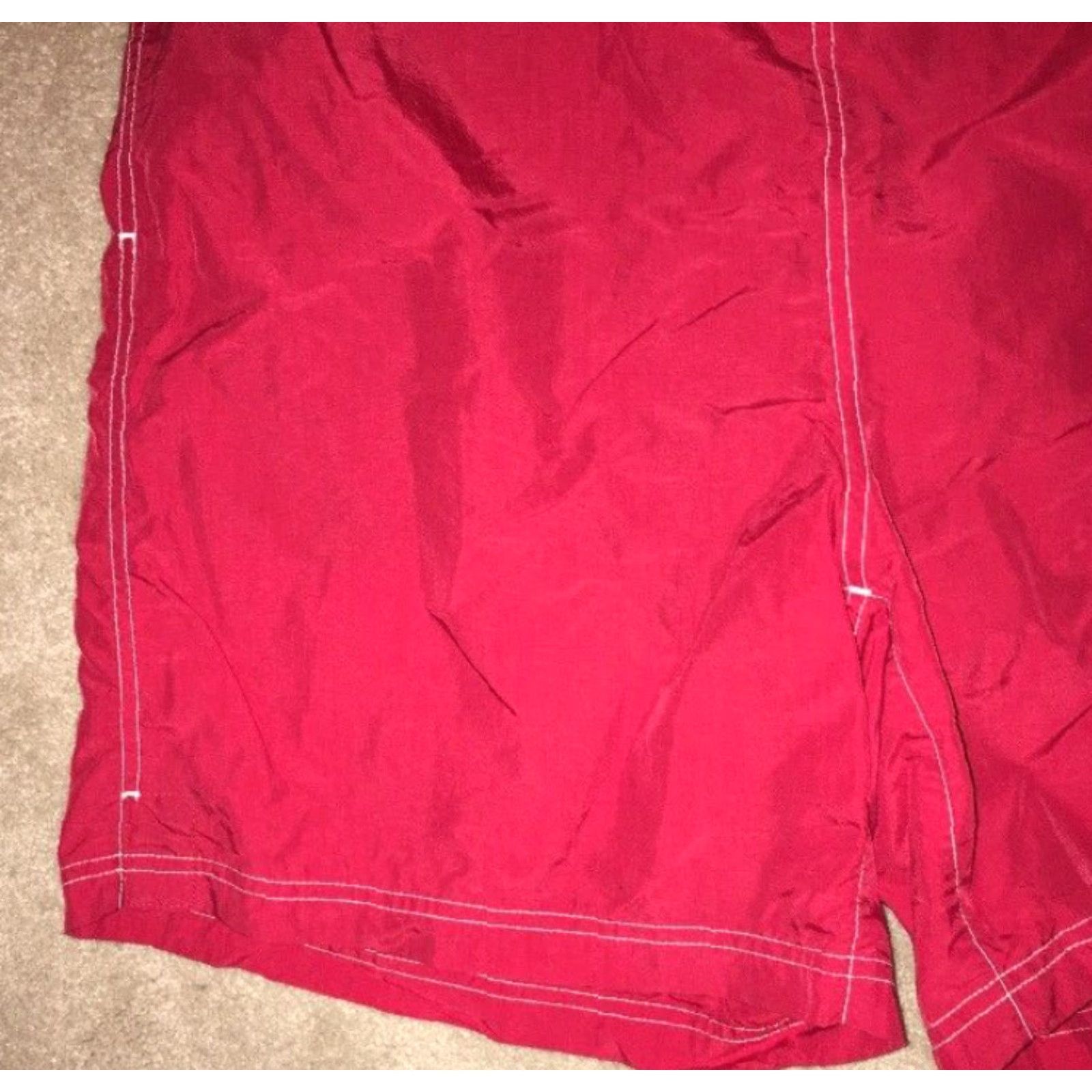 Tommy Hilfiger VINTAGE Tommy Hilfiger Men Board Shorts L Red Swim Bottoms Mens Mid-Length Size L Size US 33 - 3 Thumbnail