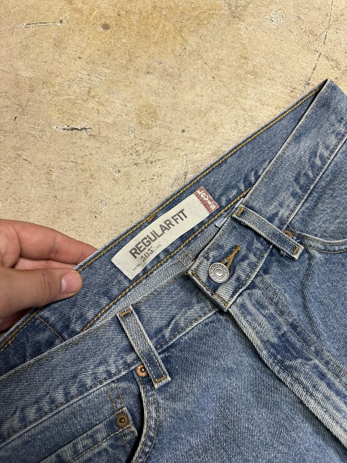 Levi's Vintage Men’s Blue Jeans Pants Levi’s 505 Size US 33 - 11 Thumbnail