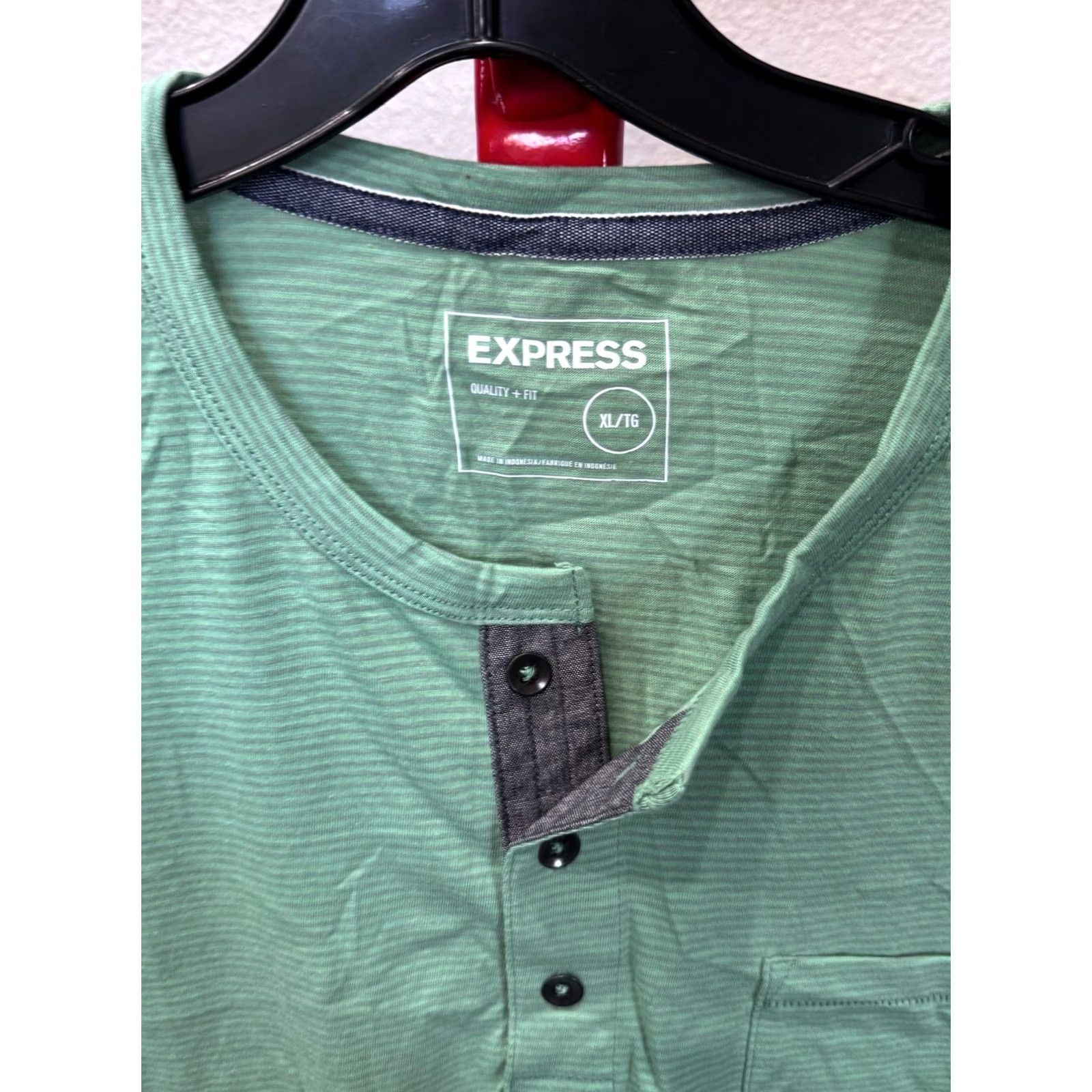 Express Express Green Stripe Henley Shirt XL Mens Size US XL / EU 56 / 4 - 5 Thumbnail