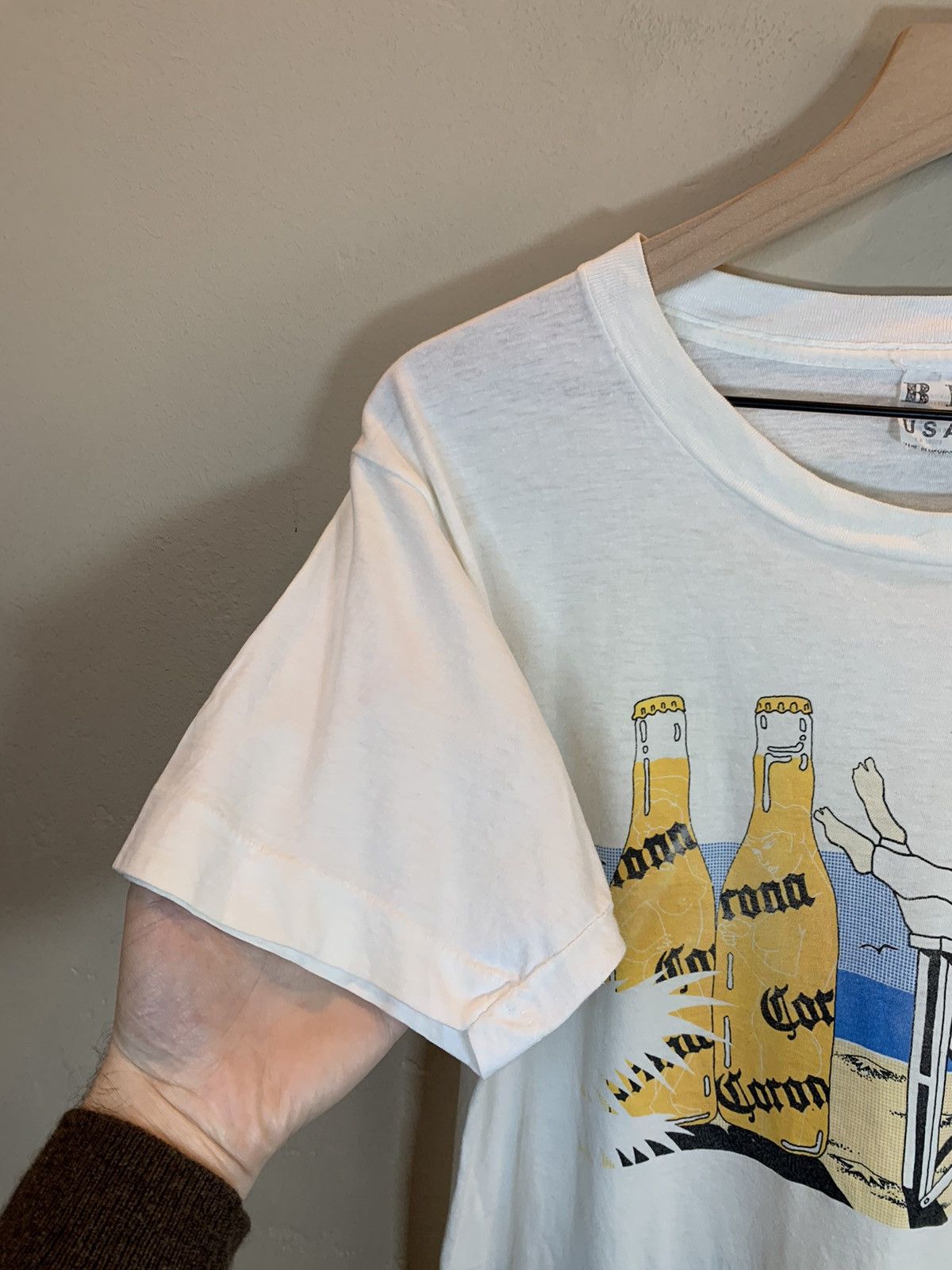 RARE* Vintage 70’s Corona Beer Beach Art Single Stitch Shirt