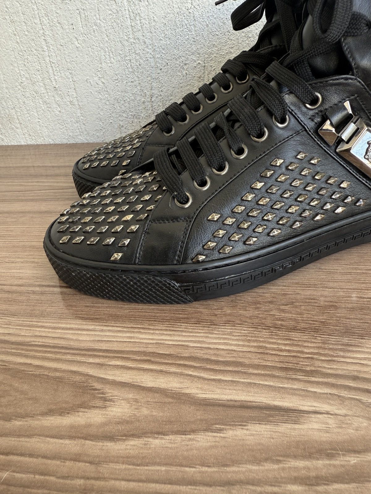 Versace Studded medusa trainers🔥🔥like tyson,🕷️ Size US 7.5 / EU 40-41 - 11 Thumbnail