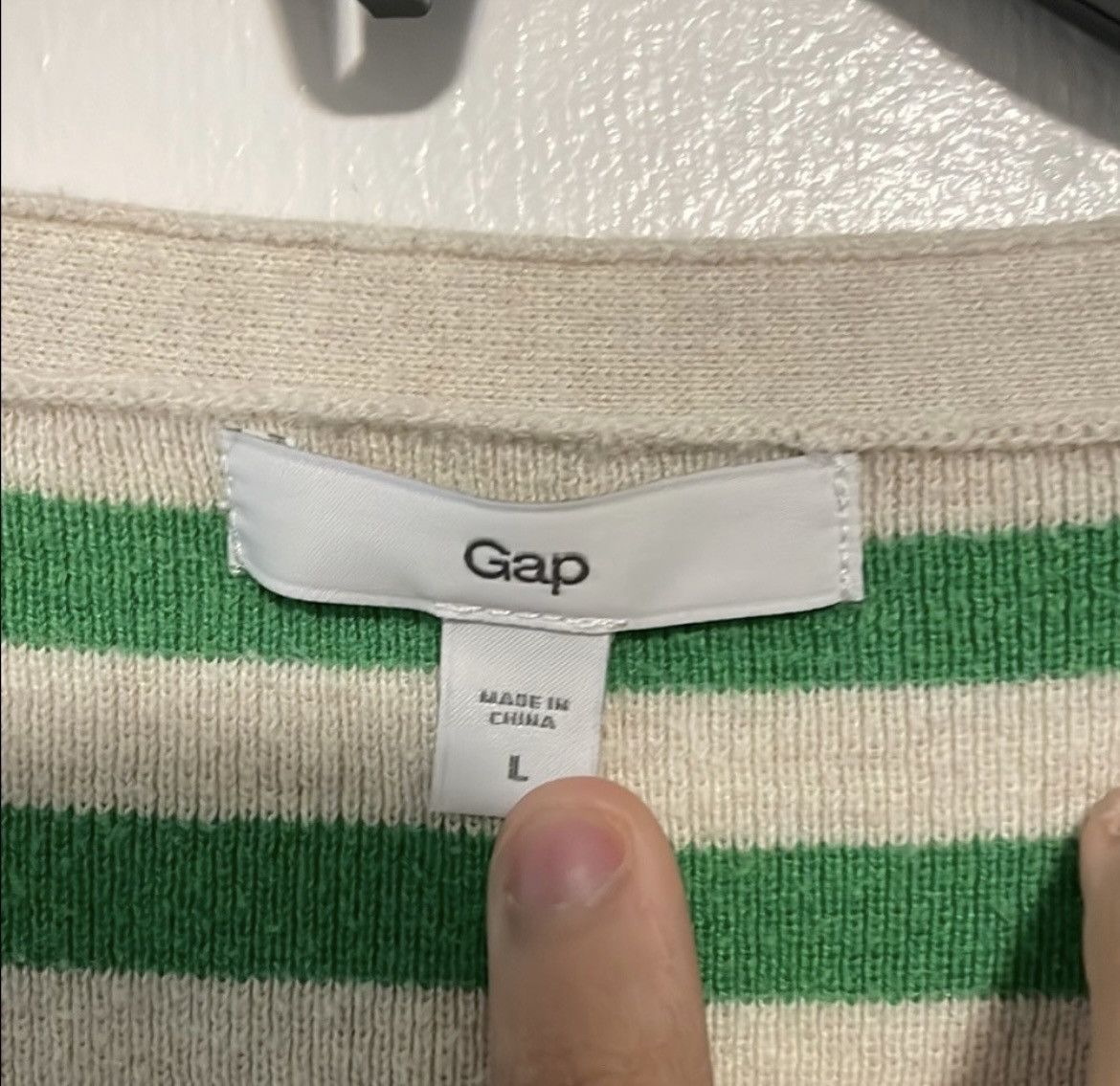 Gap GAP Green and Cream Striped V-Neck Sweater Size L / US 10 / IT 46 - 2 Thumbnail