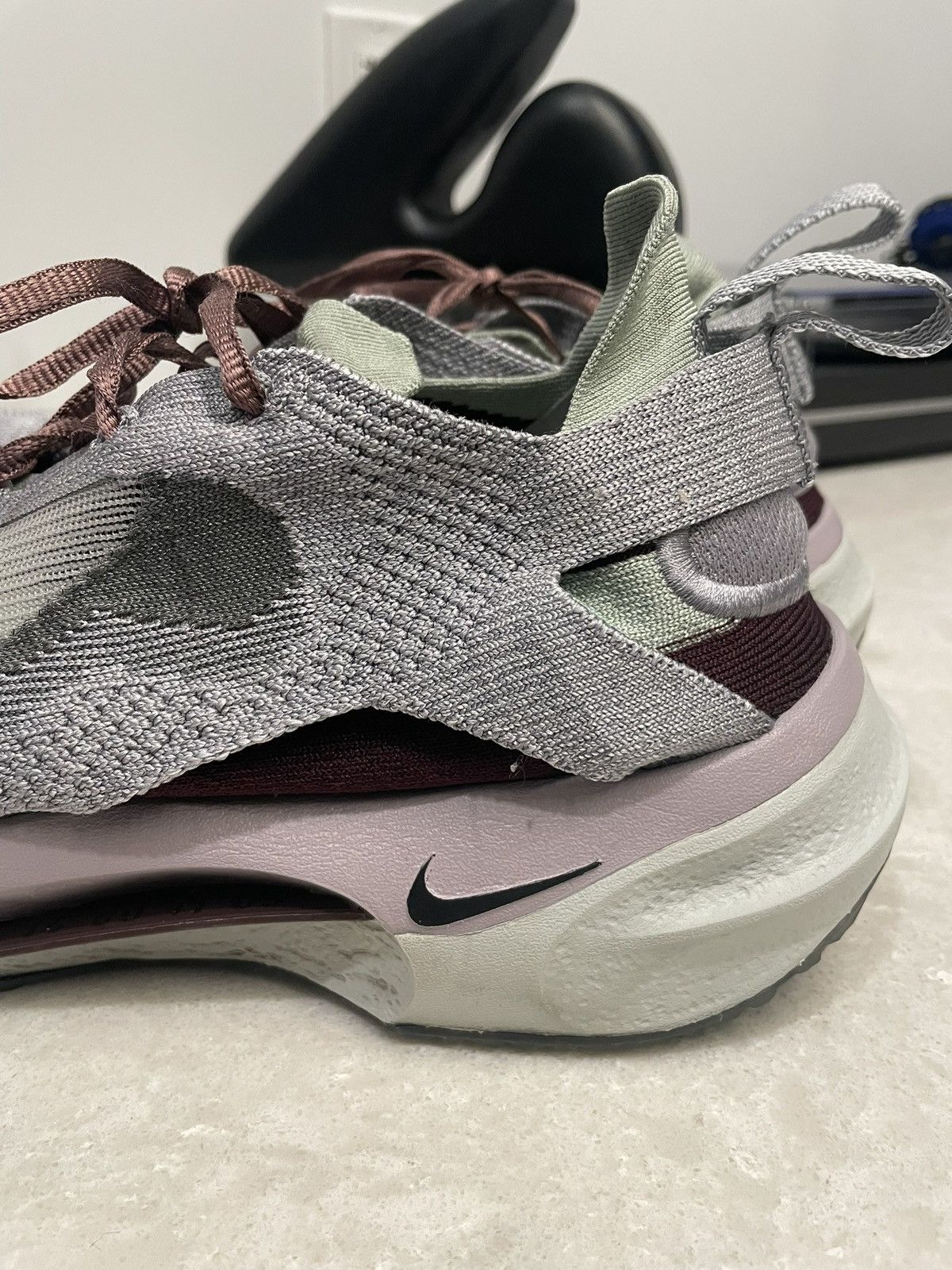 Nike Nike Spark Flyknit Burgundy Crush and Racer Blue Men 10.5 Size US 10.5 / EU 43-44 - 4 Thumbnail