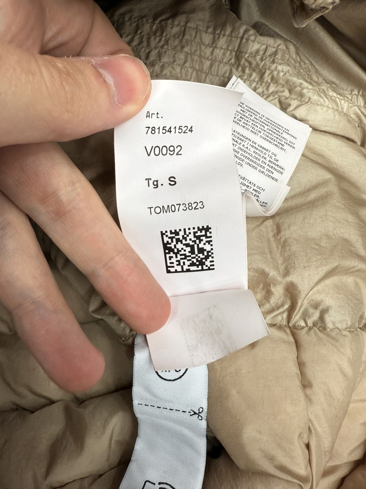 Stone Island AUTHENTIC Stone Island Real Down Jacket Beige Size Small Size US S / EU 44-46 / 1 - 14 Thumbnail