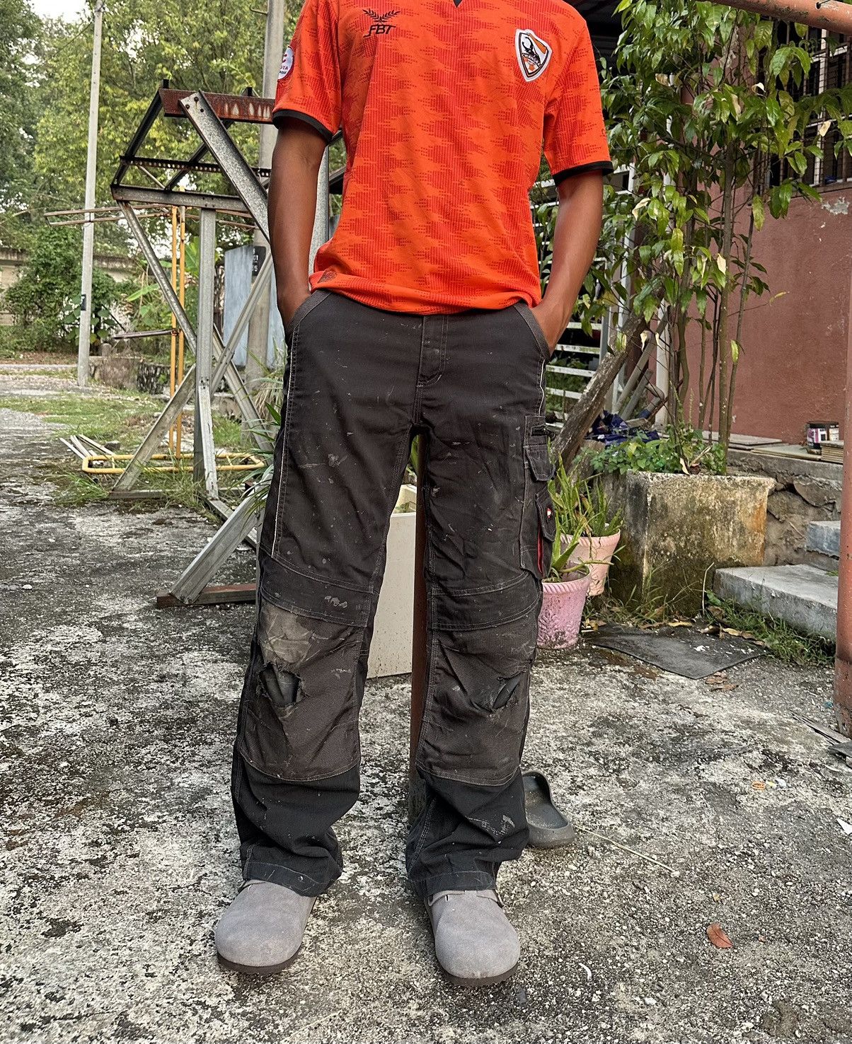 Vintage 👹THRASHED Lee Cooper ERD Baggy Cargo Pants Size US 31 - 4 Thumbnail