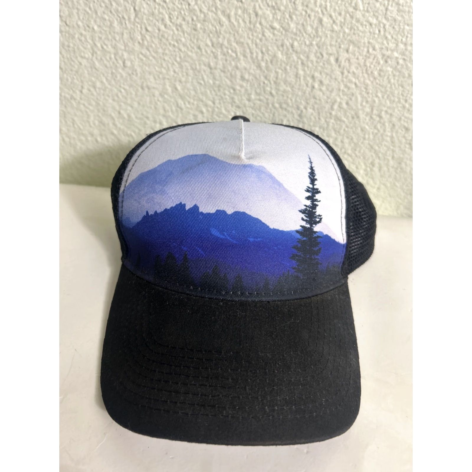 Vintage REI Trucker Hat Black Blue Mountain Forest Skyline Men One Size Size ONE SIZE - 2 Thumbnail