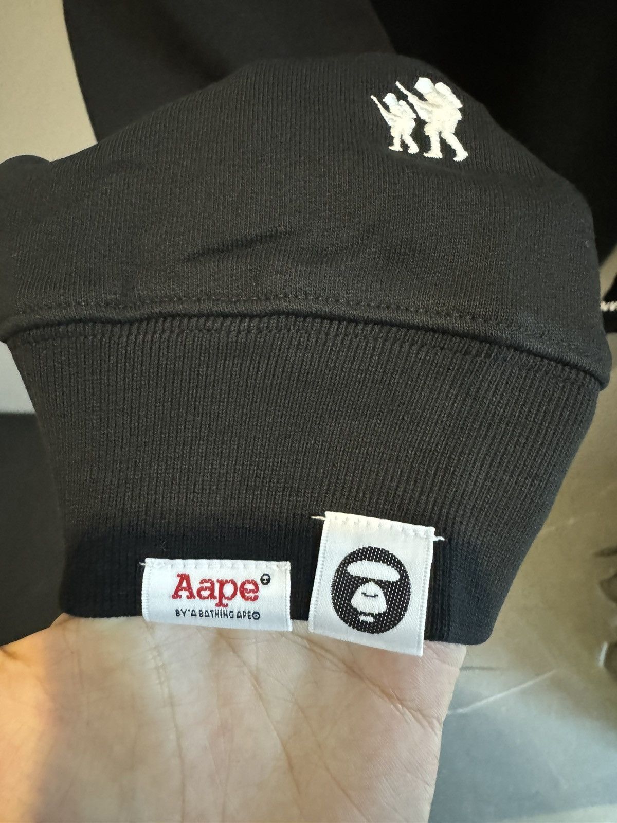 Aape AAPE COCACOLA SWEAT SHIRT Size US XL / EU 56 / 4 - 3 Thumbnail